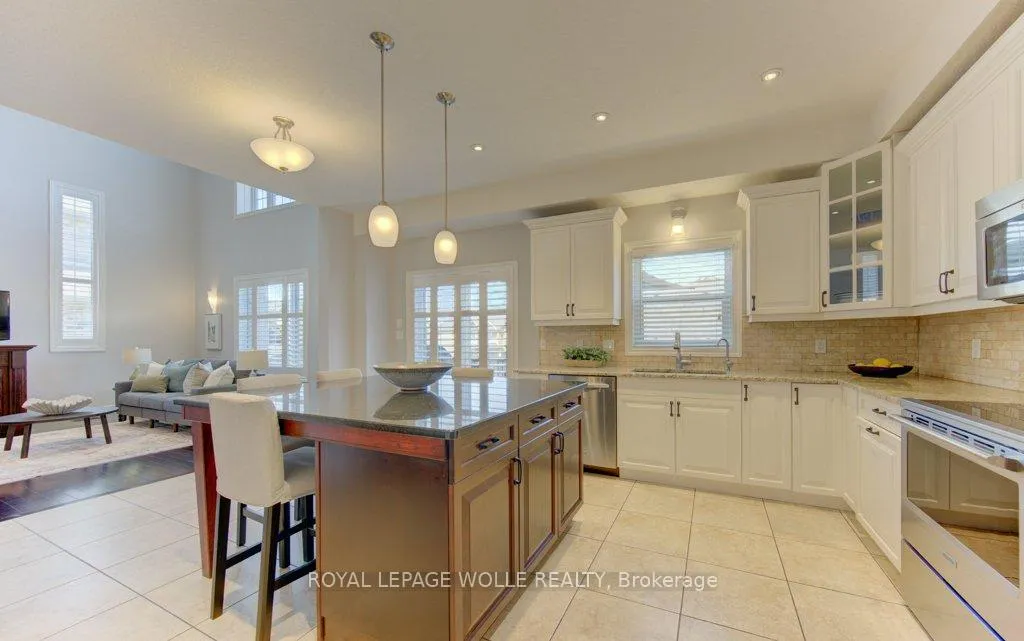 Photo 17 of 414 Zeller Drive, Waterloo — HOMEH