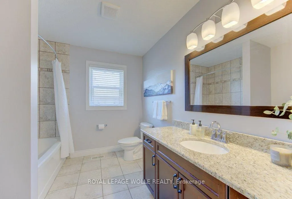 Photo 27 of 414 Zeller Drive, Waterloo — HOMEH