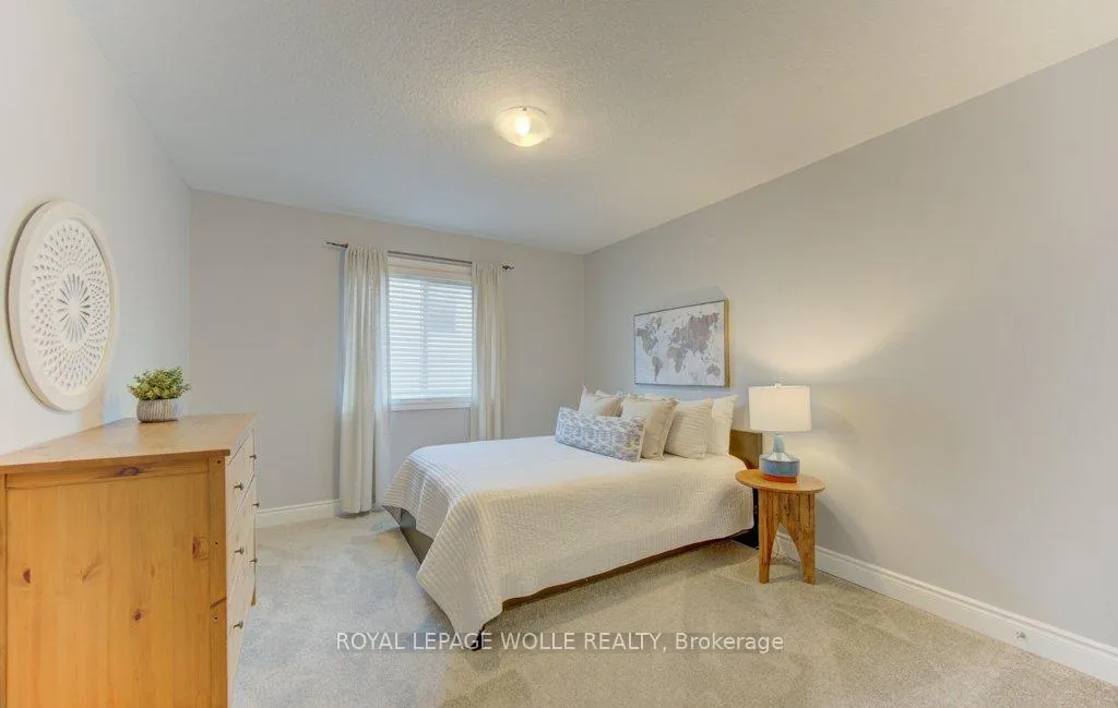 Photo 29 of 414 Zeller Drive, Waterloo — HOMEH
