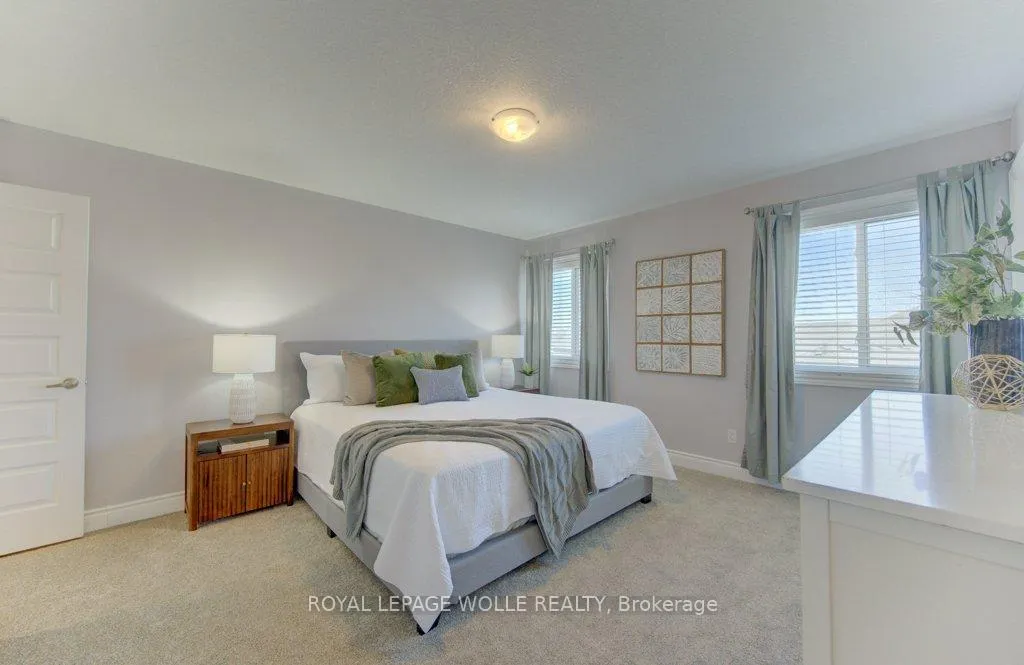 Photo 31 of 414 Zeller Drive, Waterloo — HOMEH