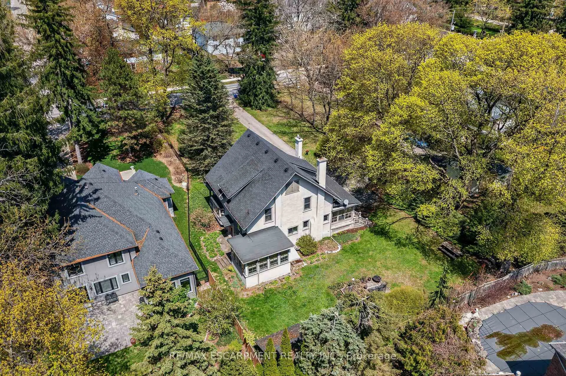 Photo 7 of 64 Jerseyville Road W, Hamilton, Ancaster — HOMEH