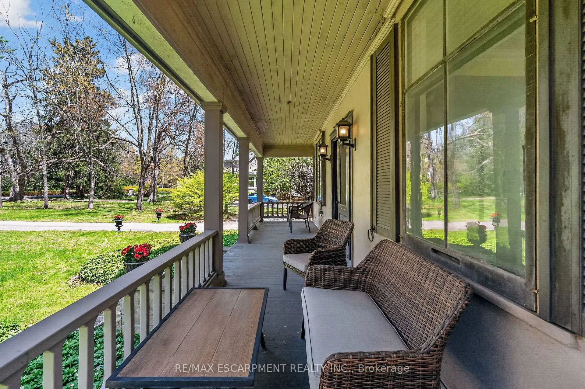 Photo 10 of 64 Jerseyville Road W, Hamilton, Ancaster — HOMEH