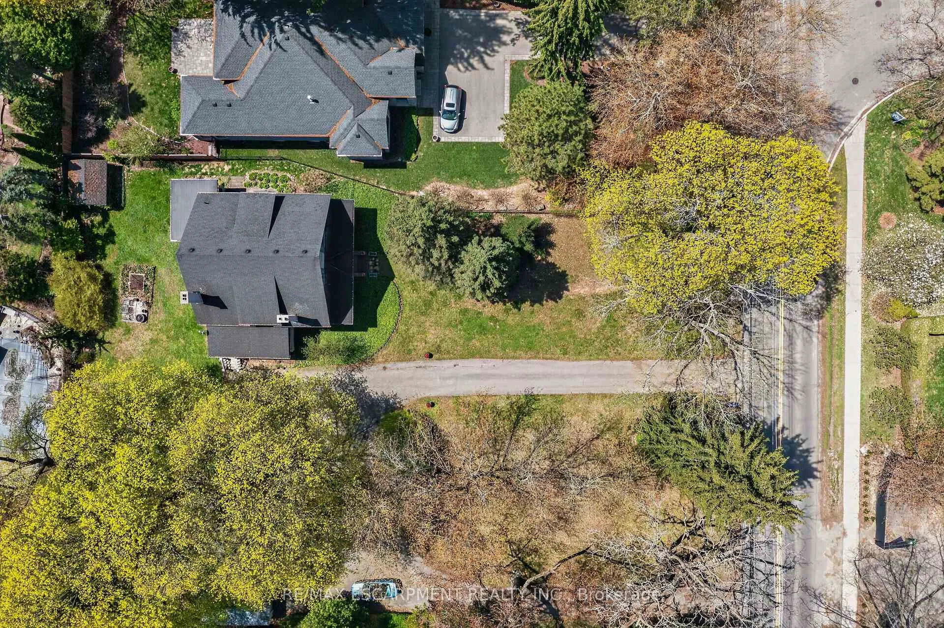 Photo 48 of 64 Jerseyville Road W, Hamilton, Ancaster — HOMEH
