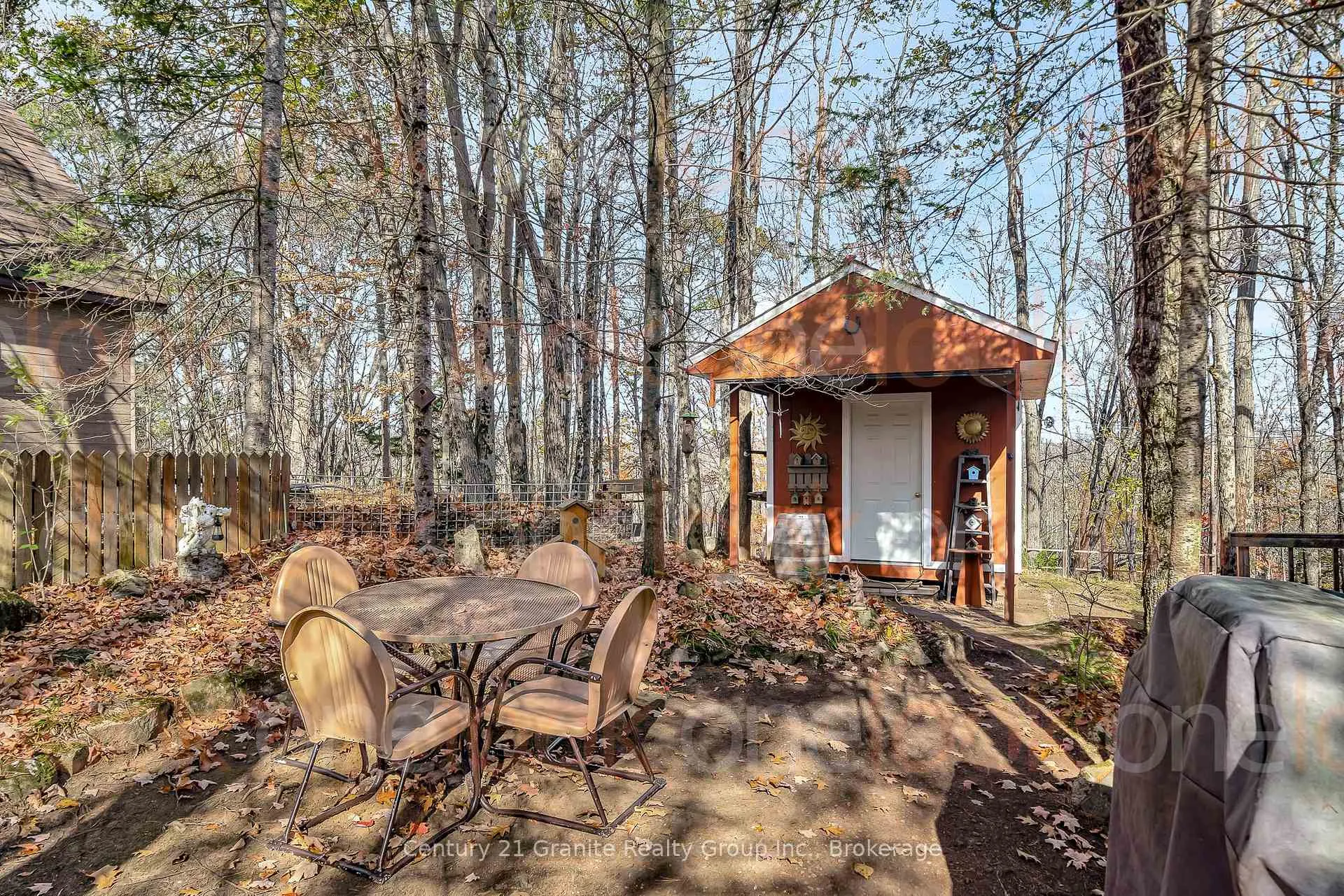 Photo 14 of 1081 Cinnamon Lane, Minden Hills, Minden — HOMEH
