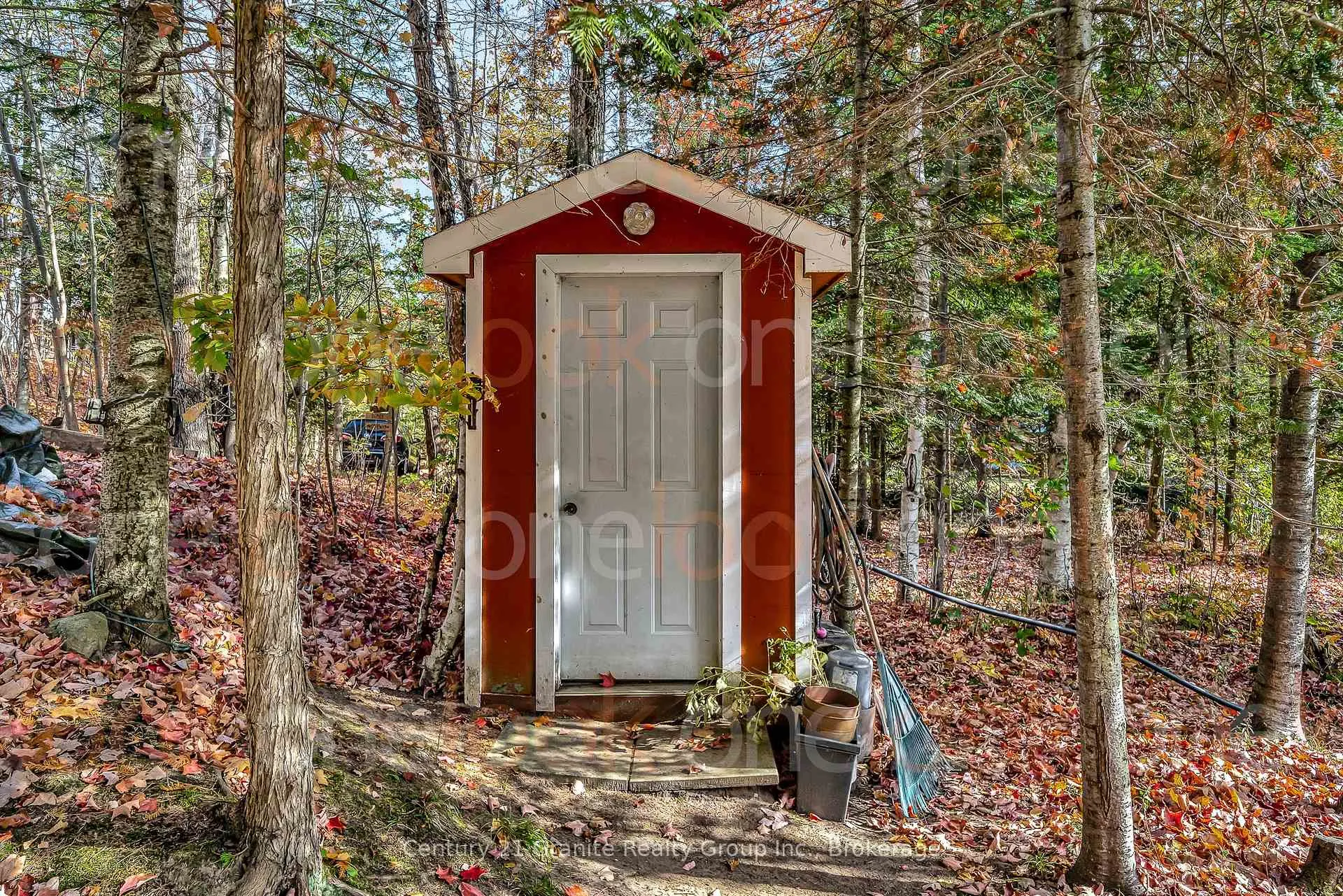 Photo 15 of 1081 Cinnamon Lane, Minden Hills, Minden — HOMEH