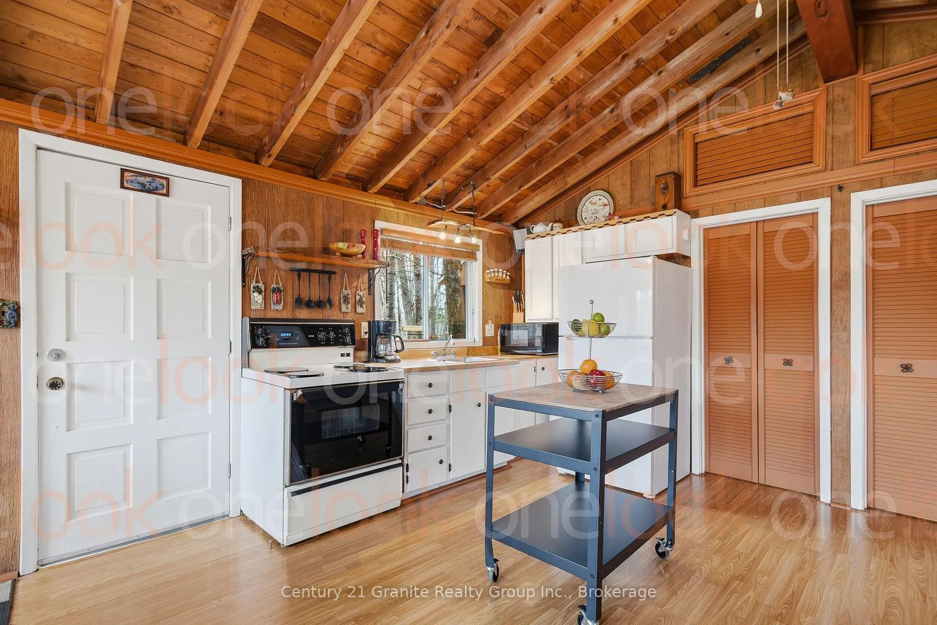 Photo 19 of 1081 Cinnamon Lane, Minden Hills, Minden — HOMEH