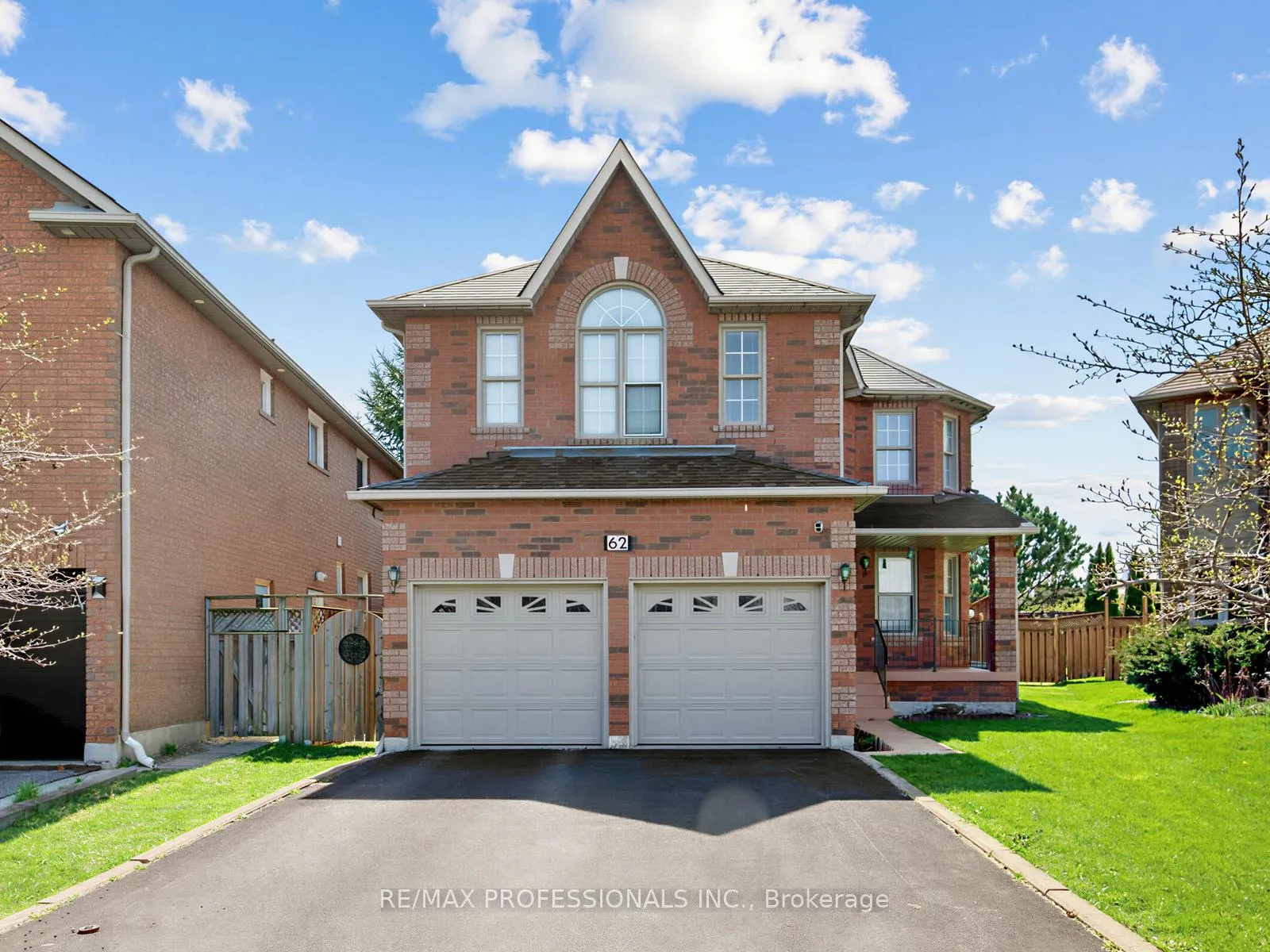 Photo 1 of 62 Banington Crescent, Brampton, Snelgrove — HOMEH