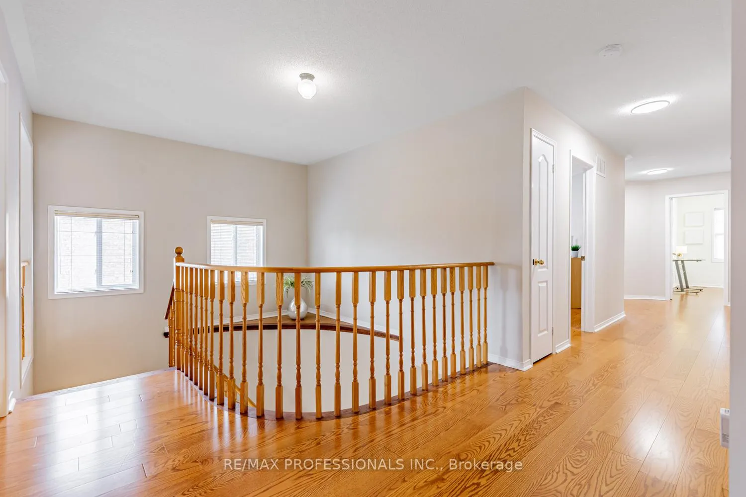 Photo 30 of 62 Banington Crescent, Brampton, Snelgrove — HOMEH