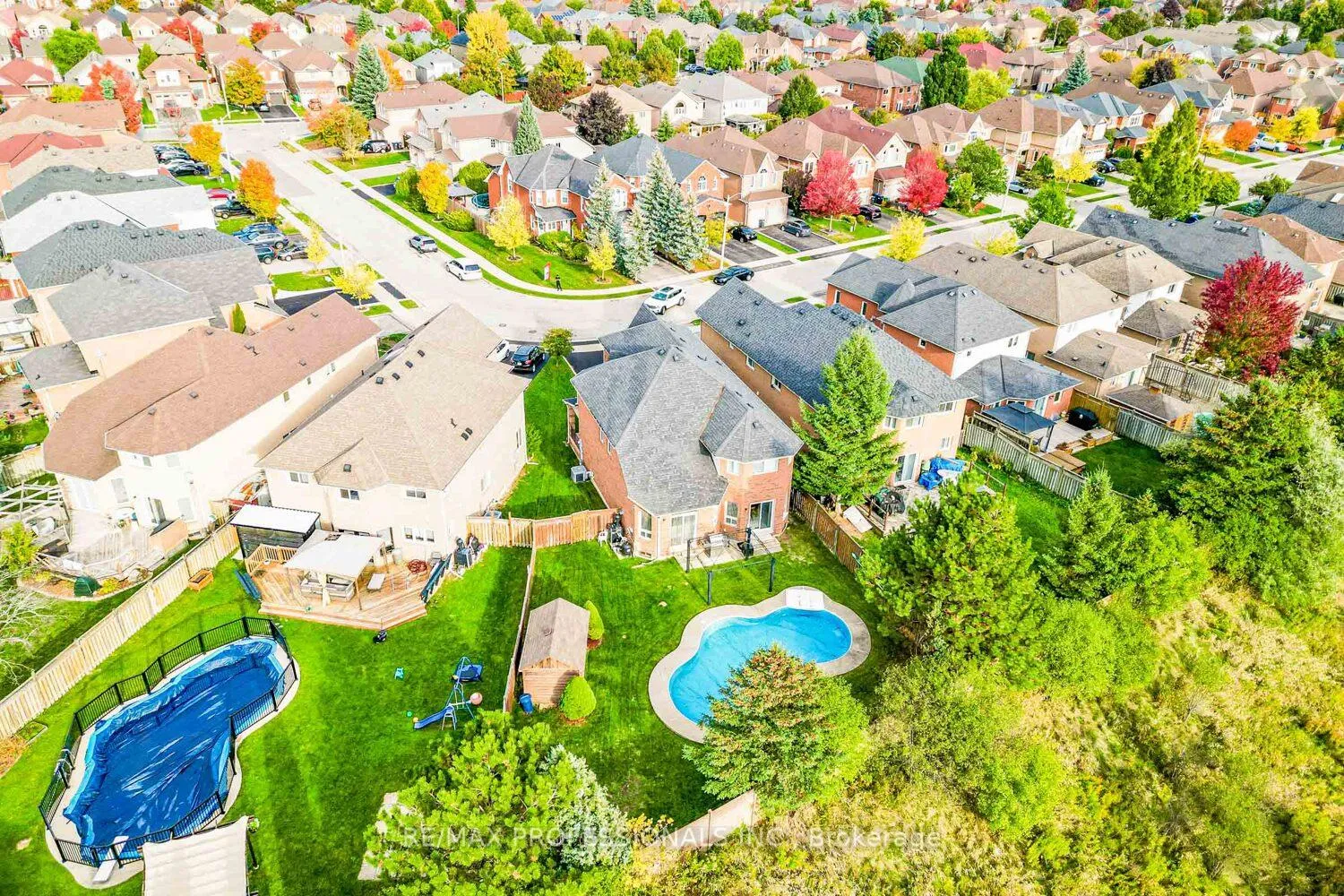 Photo 45 of 62 Banington Crescent, Brampton, Snelgrove — HOMEH