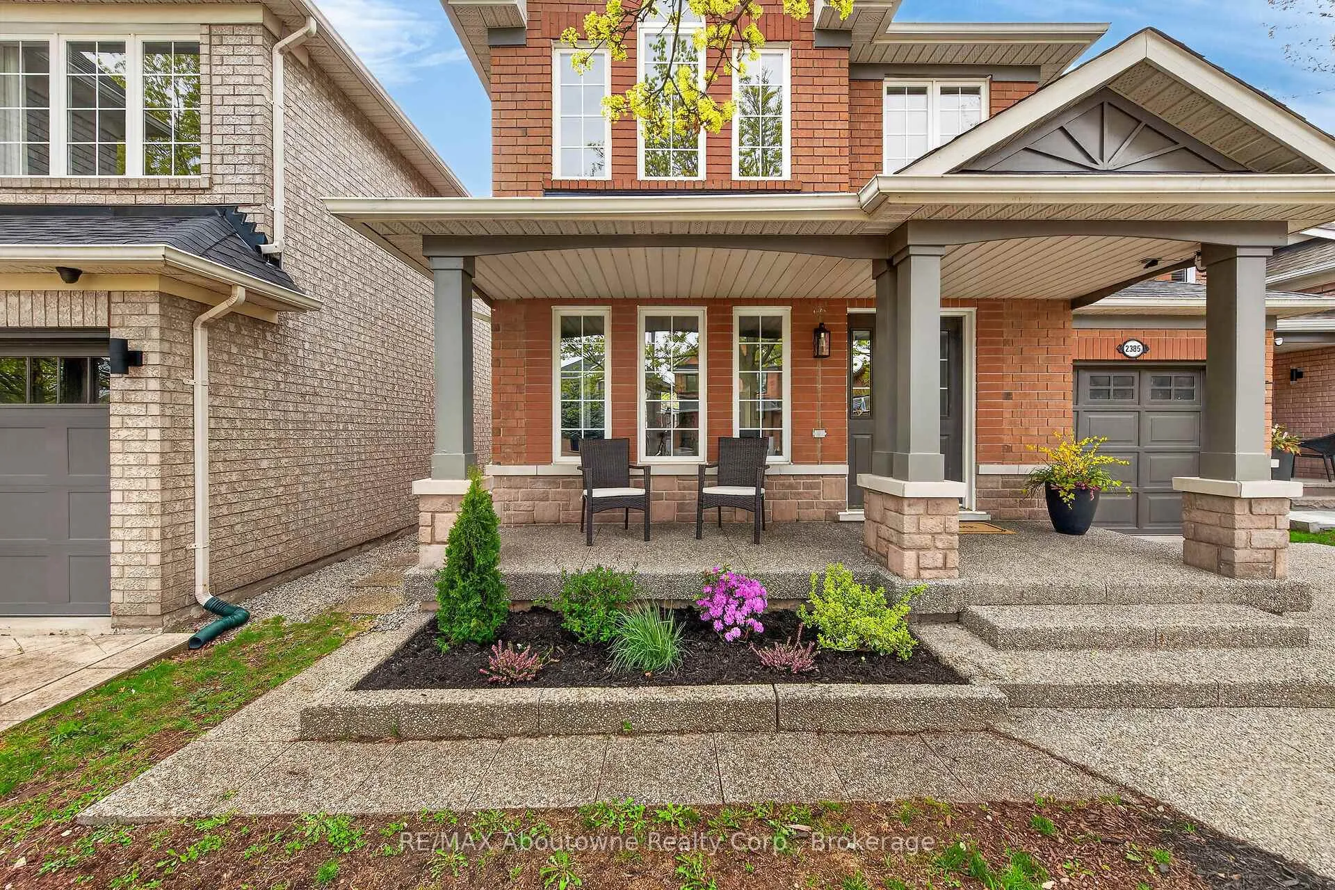 Photo 33 of 2385 Guildstone Crescent, Oakville, West Oak Trails — HOMEH