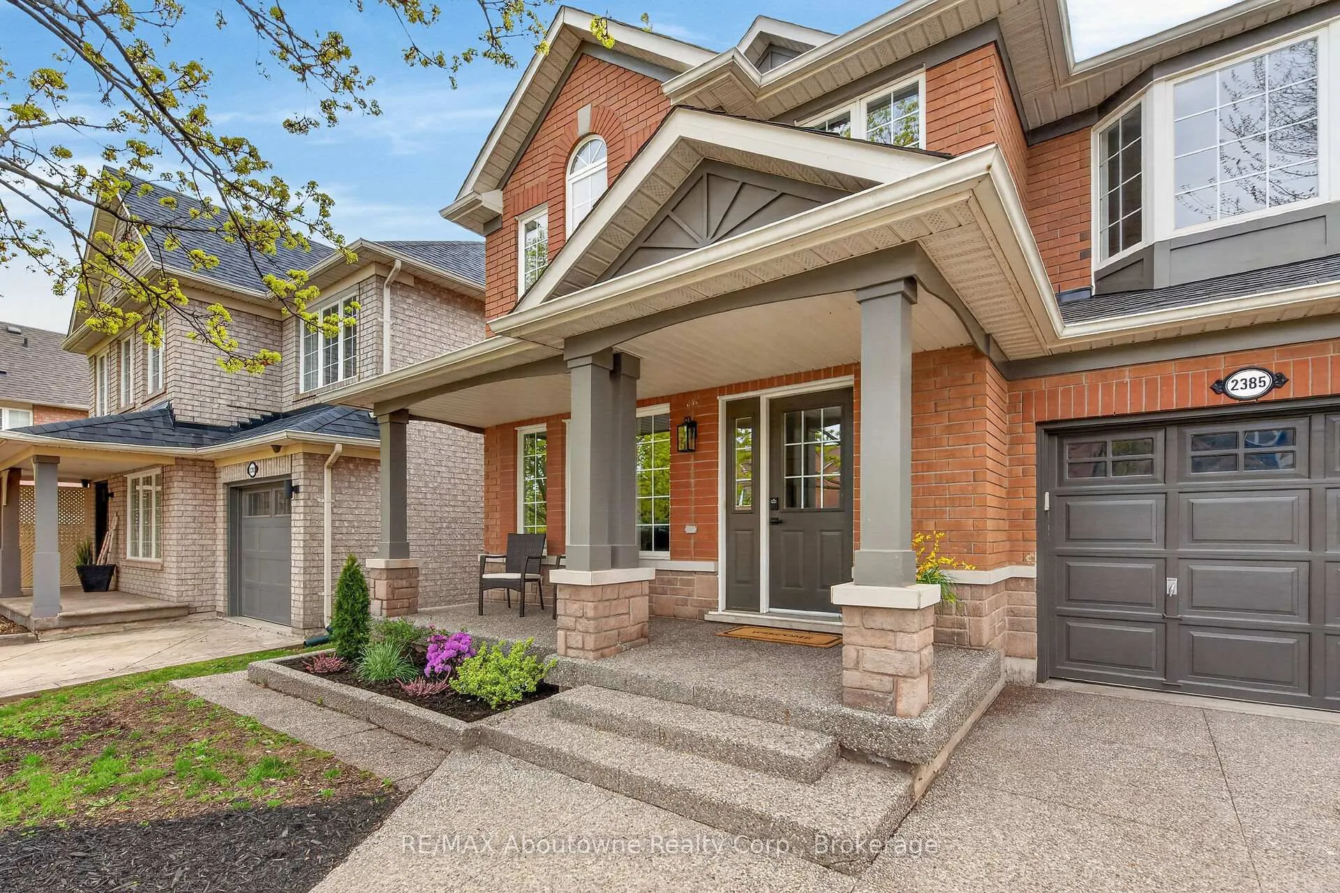 Photo 34 of 2385 Guildstone Crescent, Oakville, West Oak Trails — HOMEH