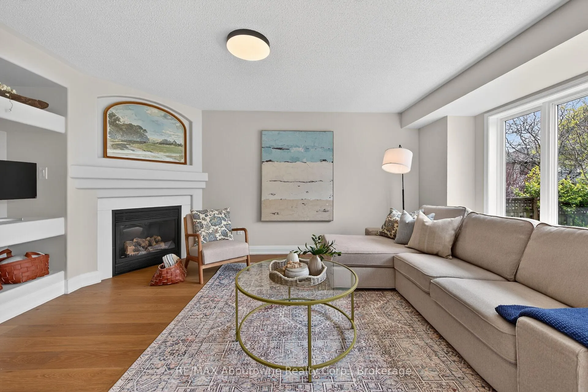 Photo 39 of 2385 Guildstone Crescent, Oakville, West Oak Trails — HOMEH