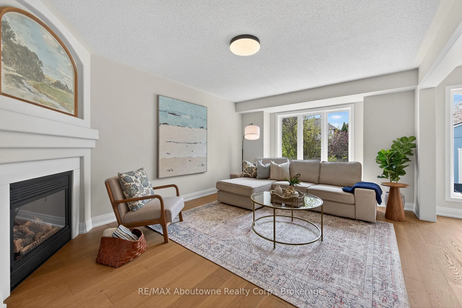 Photo 40 of 2385 Guildstone Crescent, Oakville, West Oak Trails — HOMEH