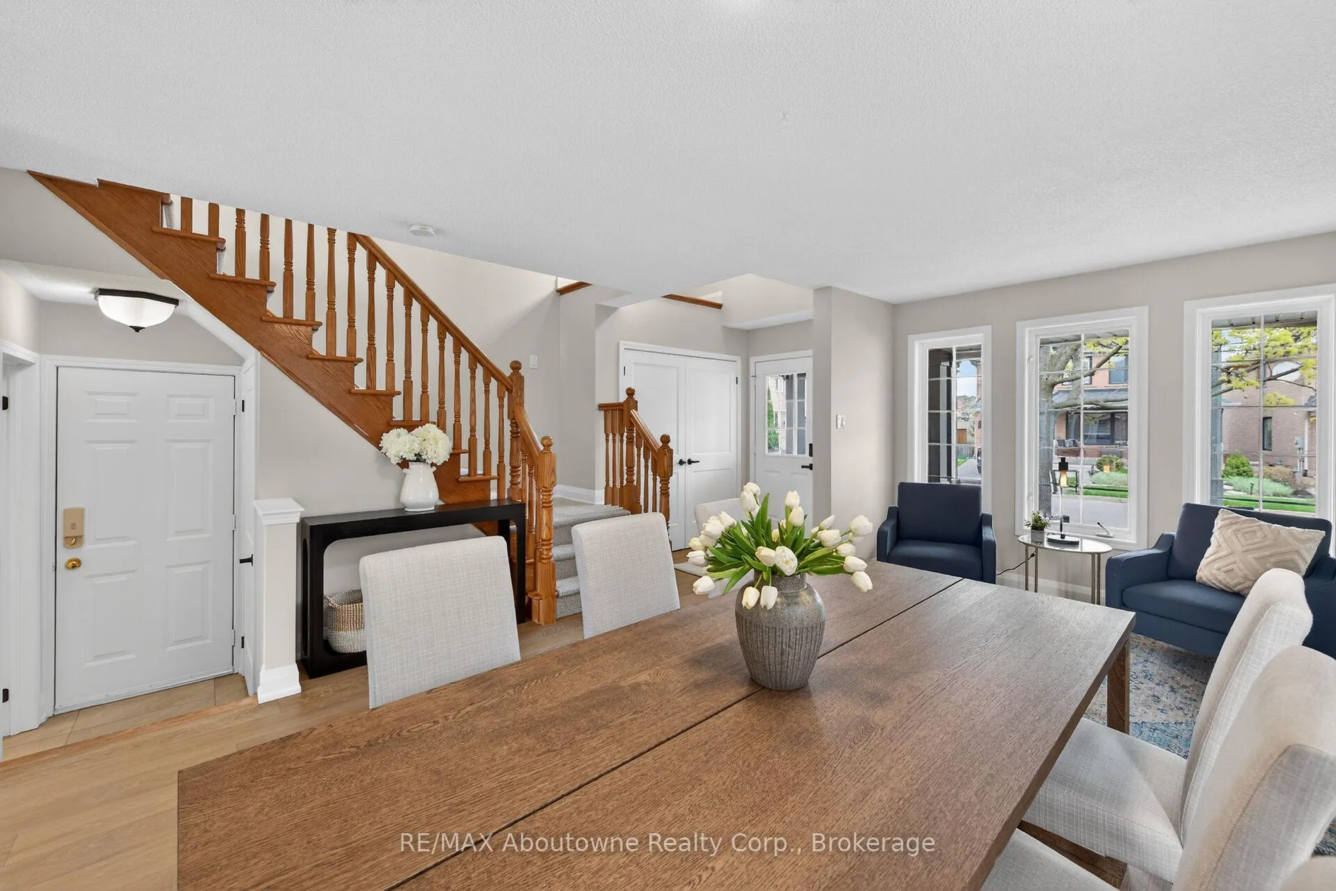 Photo 43 of 2385 Guildstone Crescent, Oakville, West Oak Trails — HOMEH