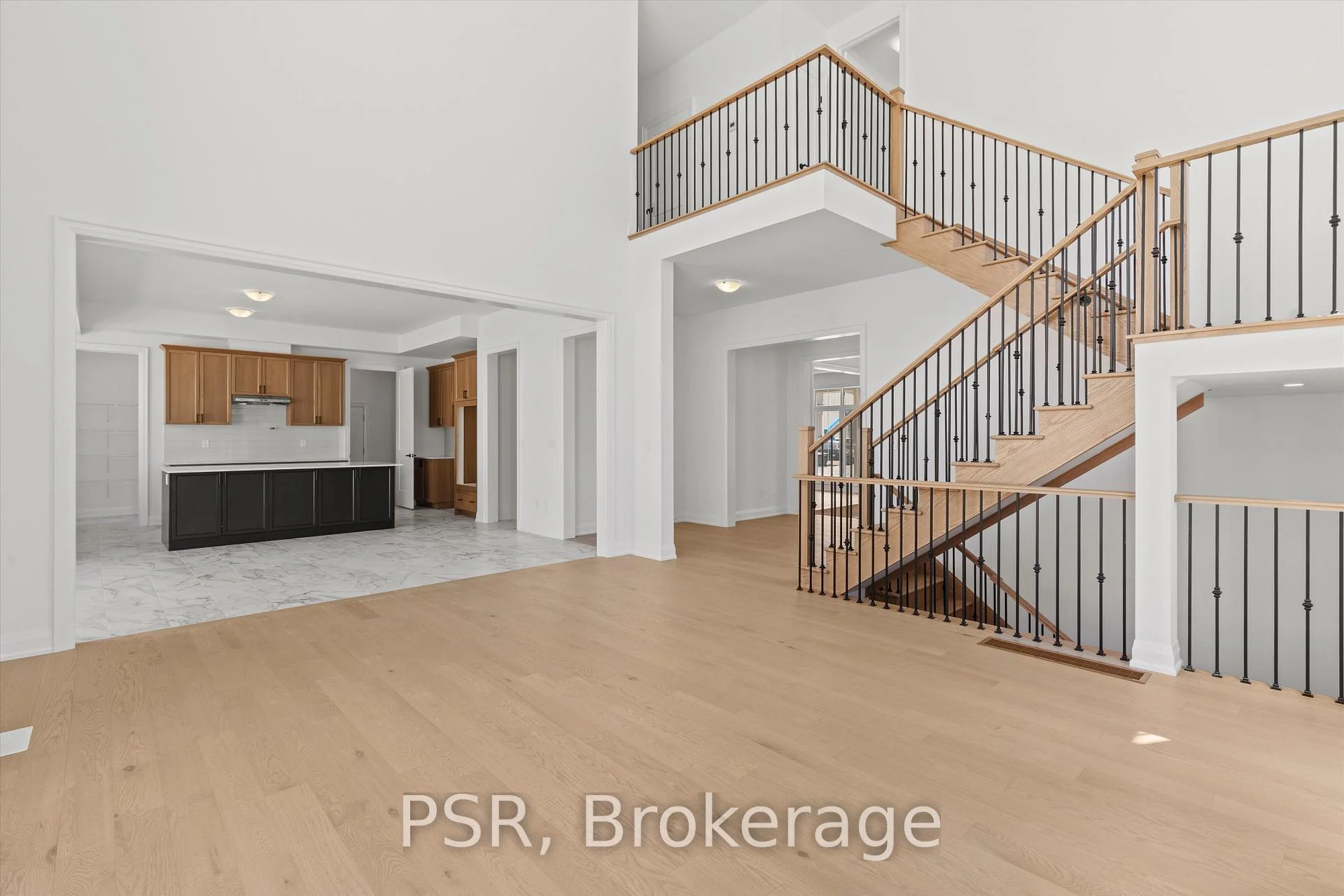 Photo 10 of 26 Pearsall Place, Oro-Medonte, Rural Oro-Medonte — HOMEH