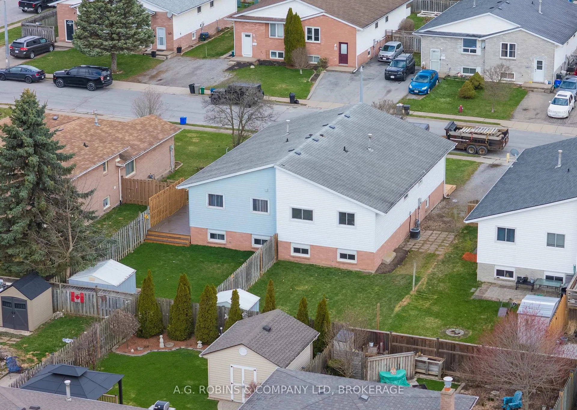 Photo 41 of 27 Briarsdale Crescent, Welland, N. Welland — HOMEH