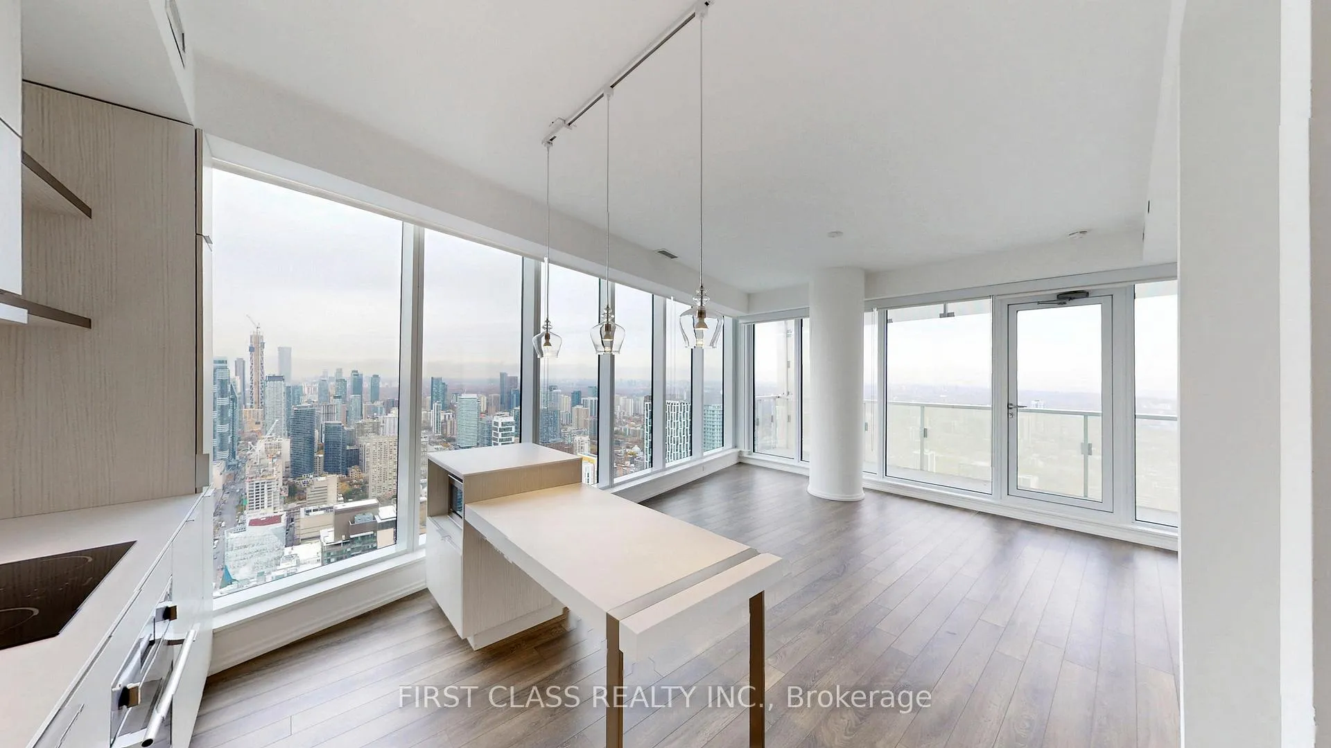 Photo 13 of Unit 5702, 197 Yonge Street, Toronto, Church-Yonge Corridor — HOMEH