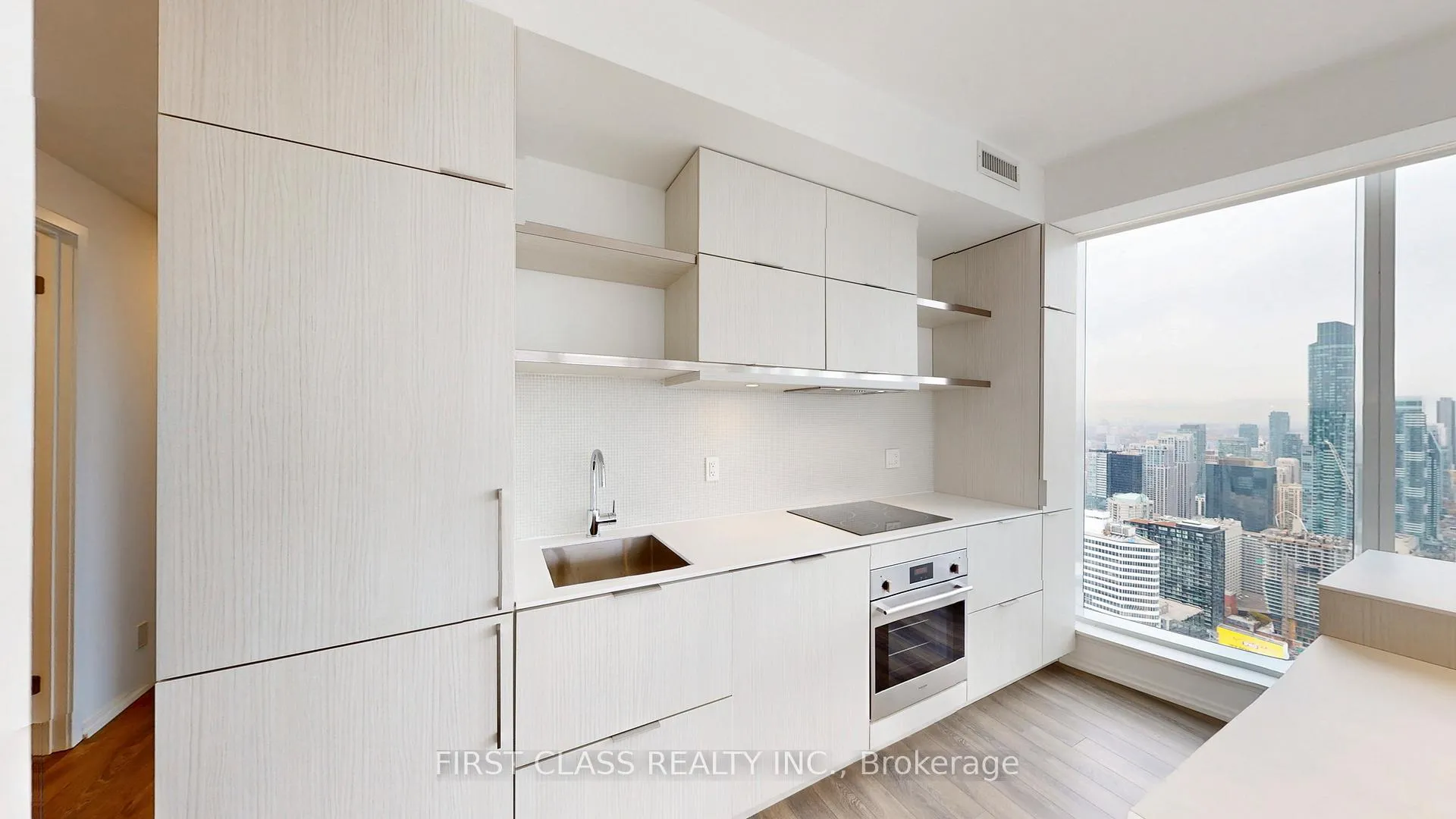 Photo 16 of Unit 5702, 197 Yonge Street, Toronto, Church-Yonge Corridor — HOMEH