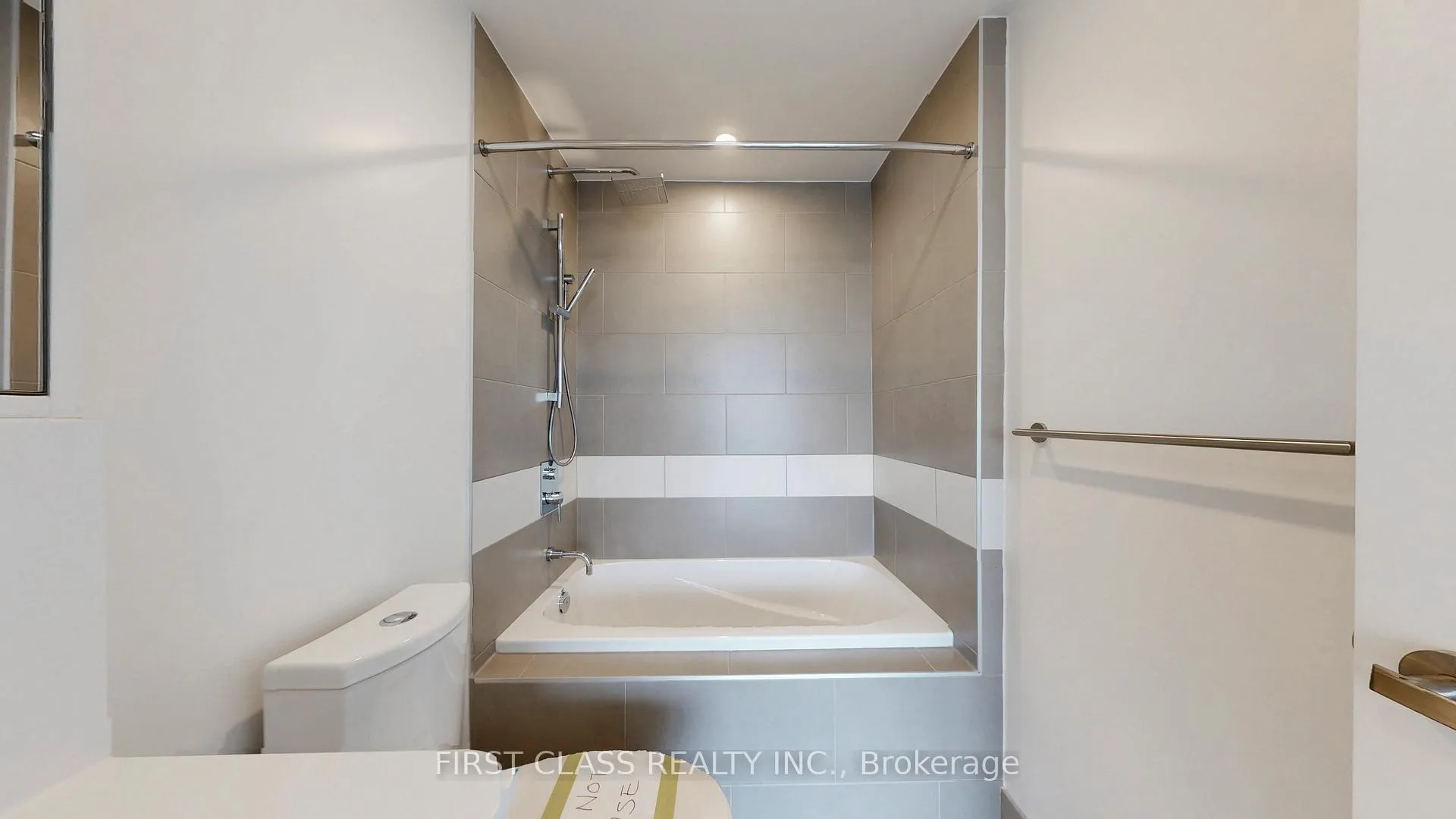 Photo 24 of Unit 5702, 197 Yonge Street, Toronto, Church-Yonge Corridor — HOMEH