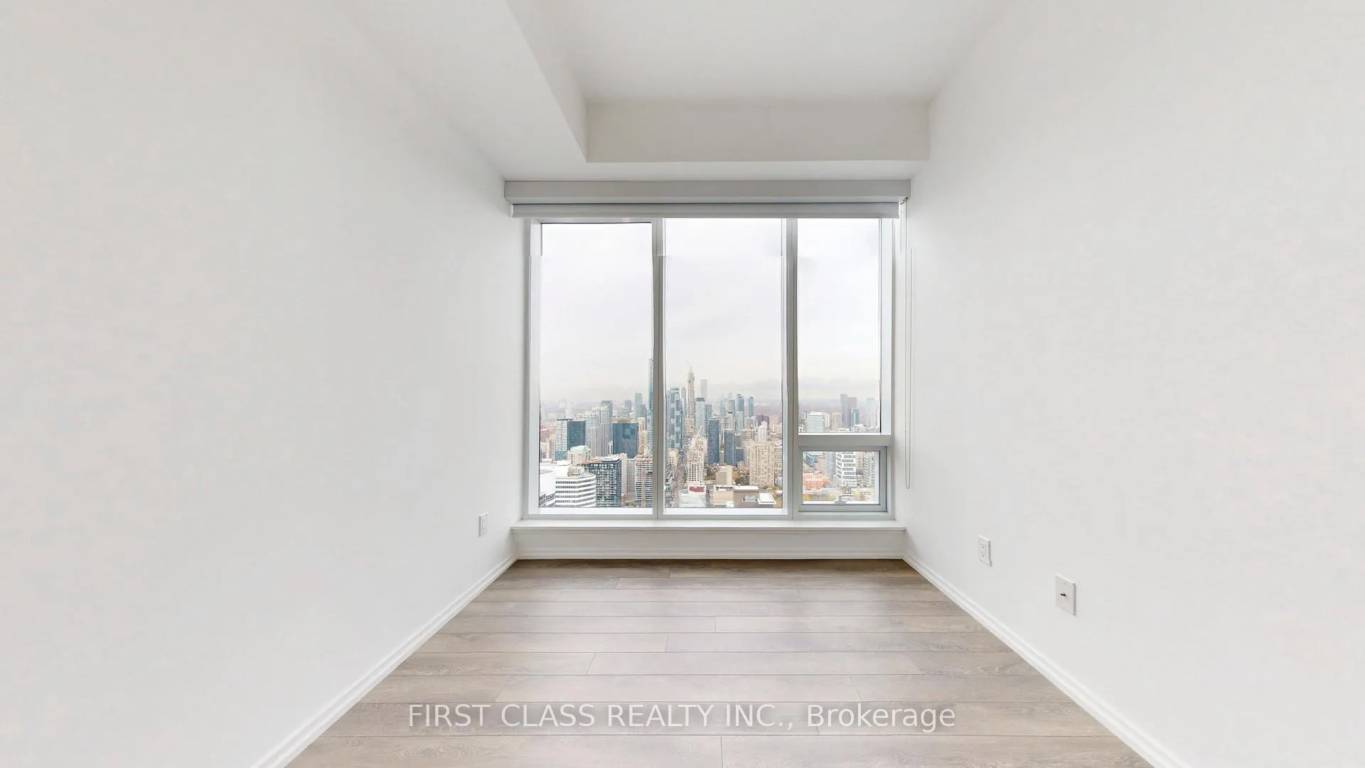 Photo 26 of Unit 5702, 197 Yonge Street, Toronto, Church-Yonge Corridor — HOMEH