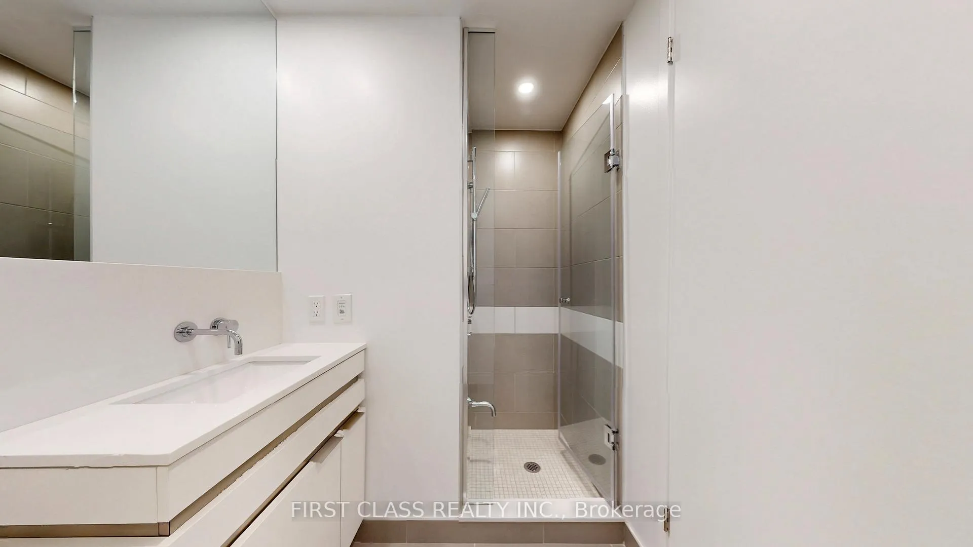 Photo 32 of Unit 5702, 197 Yonge Street, Toronto, Church-Yonge Corridor — HOMEH