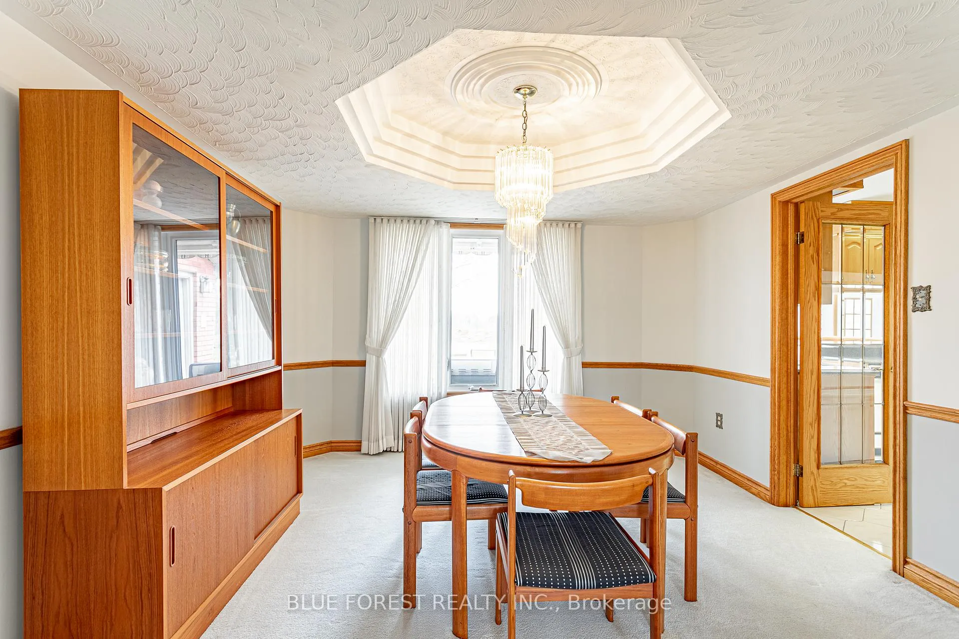 Photo 5 of 129 Wheeler Avenue, Thames Centre, Dorchester — HOMEH
