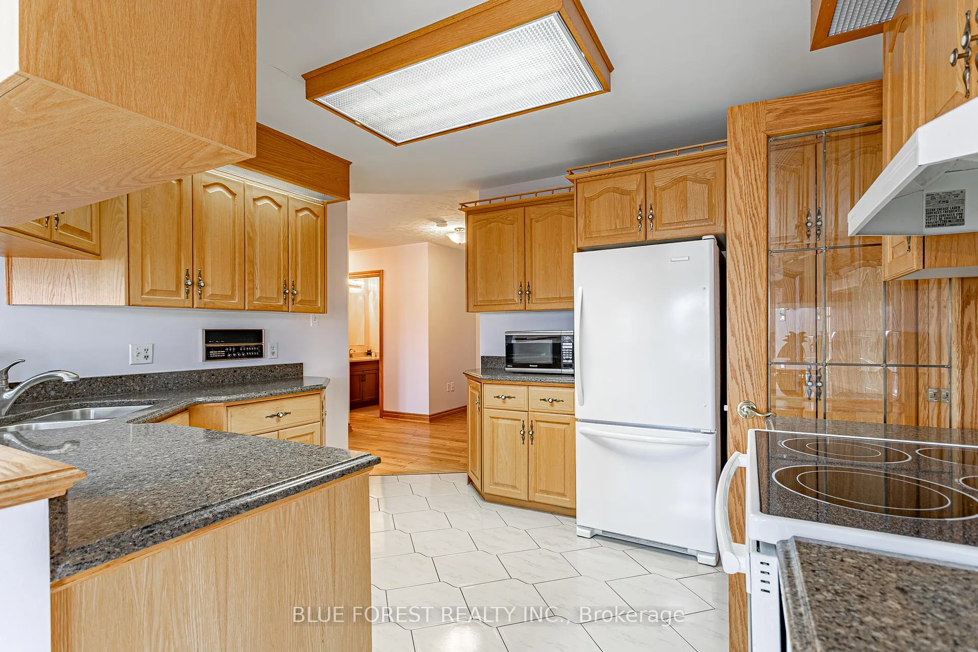Photo 8 of 129 Wheeler Avenue, Thames Centre, Dorchester — HOMEH