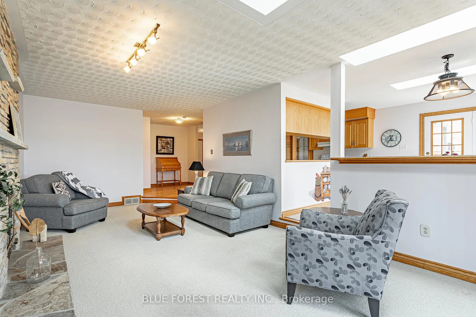 Photo 12 of 129 Wheeler Avenue, Thames Centre, Dorchester — HOMEH