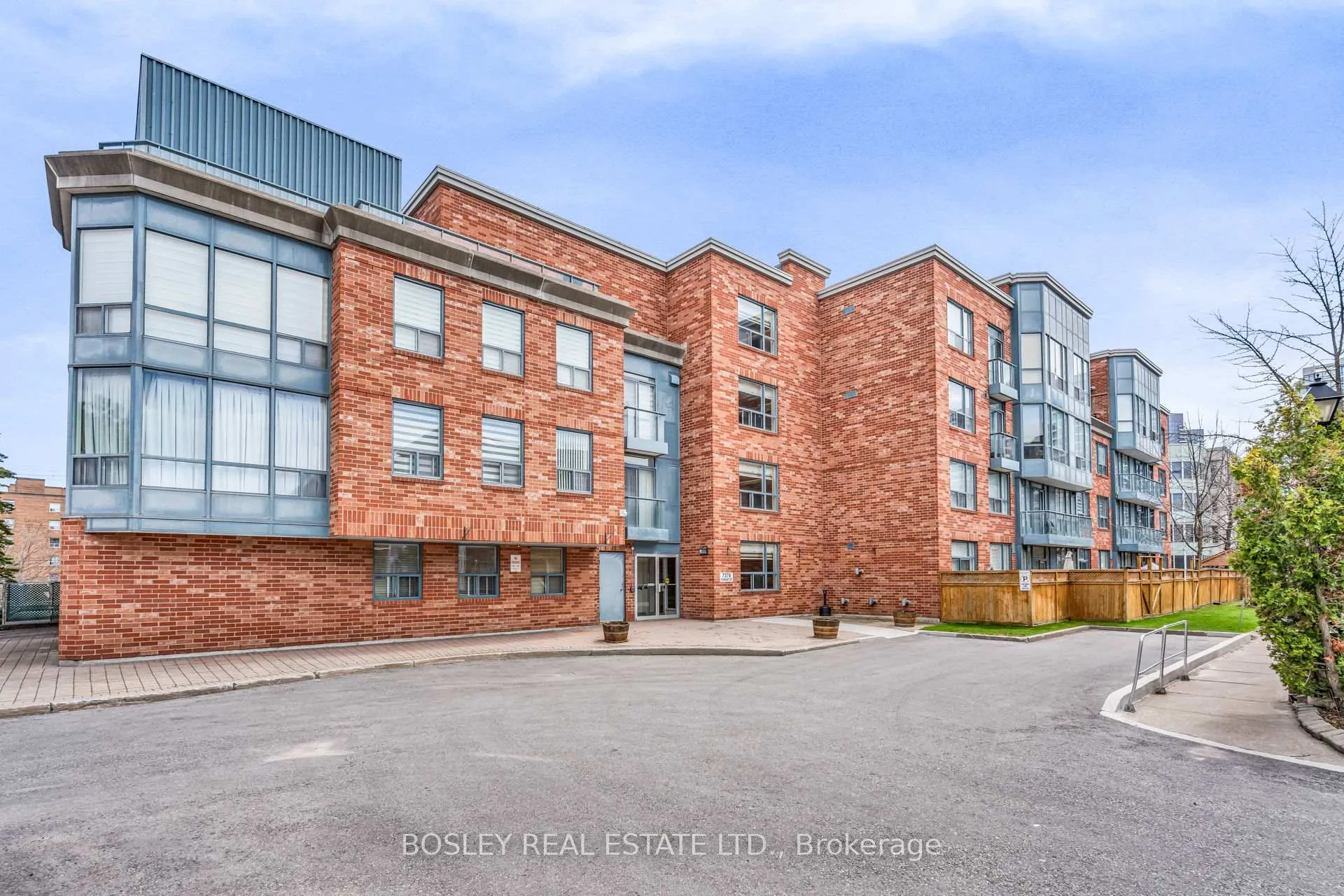 Front of Unit 308, 7378 Yonge Street