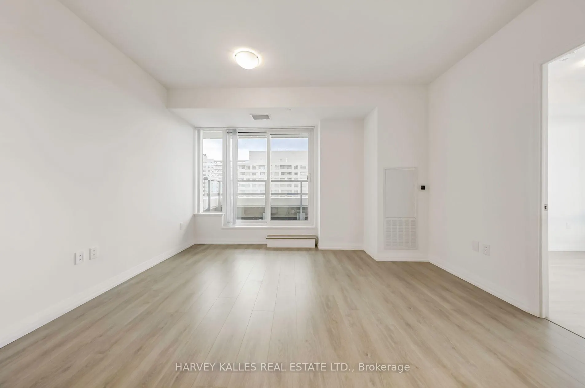 Photo 11 of Unit 2407, 25 Holly Street, Toronto, Mount Pleasant West — HOMEH