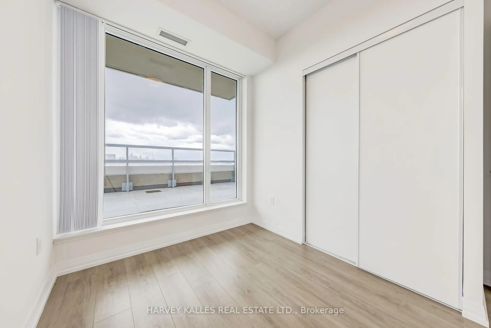 Photo 16 of Unit 2407, 25 Holly Street, Toronto, Mount Pleasant West — HOMEH