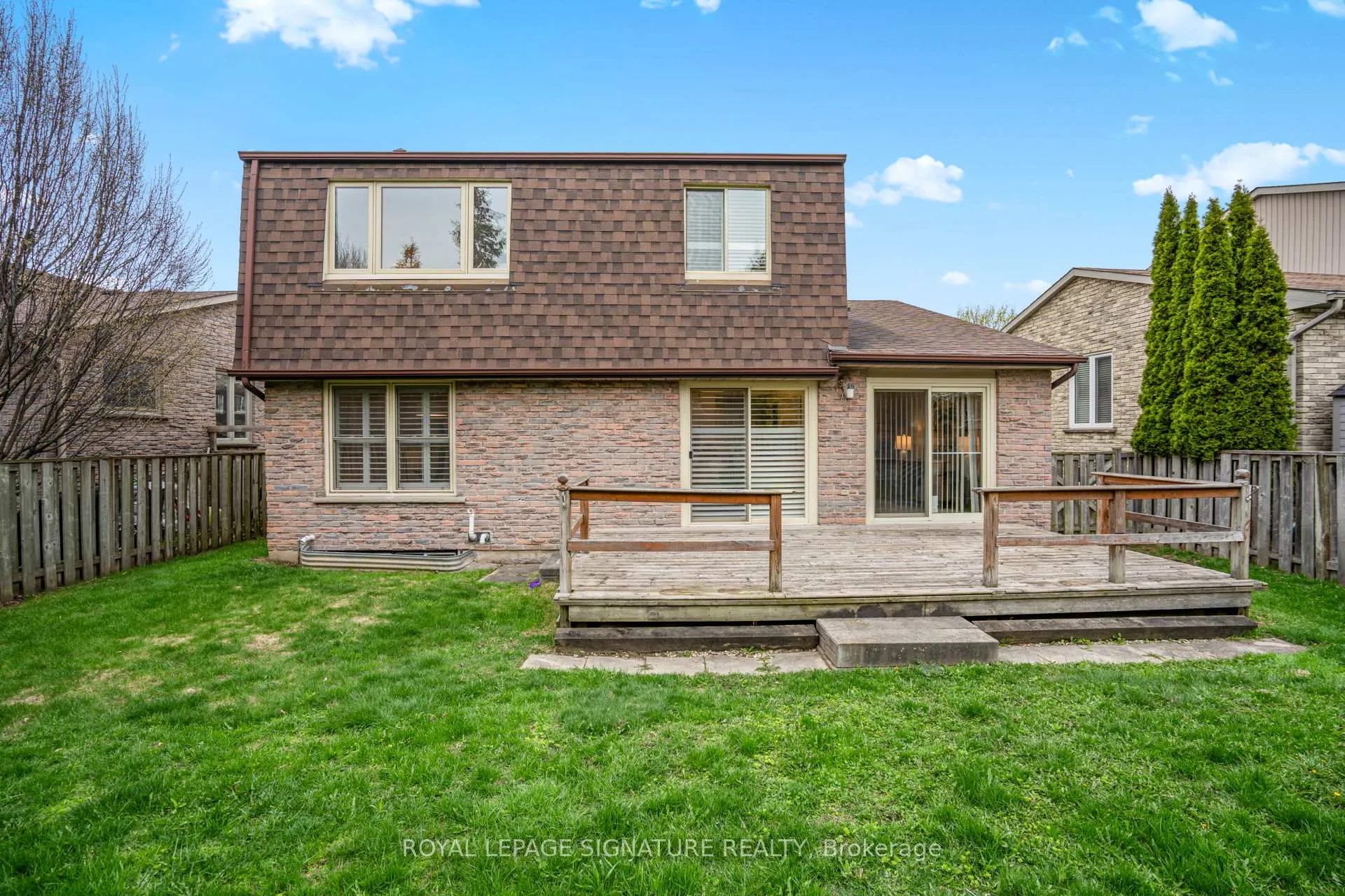 Photo 25 of 1217 Canborough Crescent, Pickering, Liverpool — HOMEH