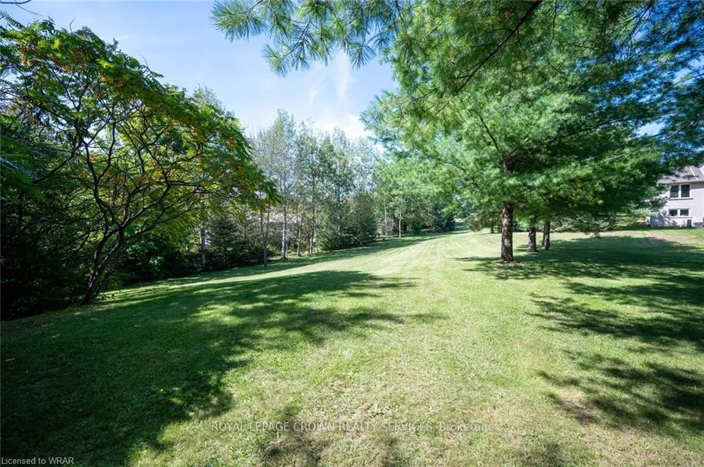 Photo 3 of 7537 Wellington 36 Road, Puslinch, Morriston — HOMEH
