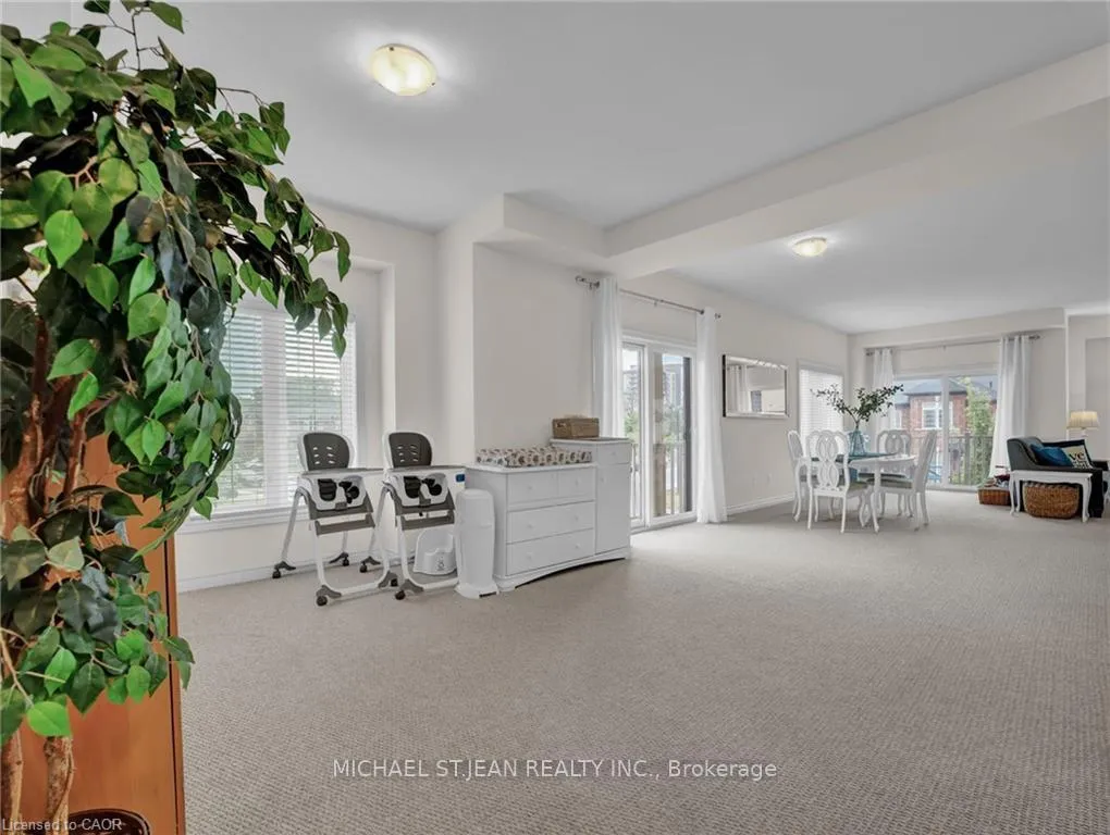Photo 21 of 101 Mallard Trail, Hamilton, Waterdown — HOMEH
