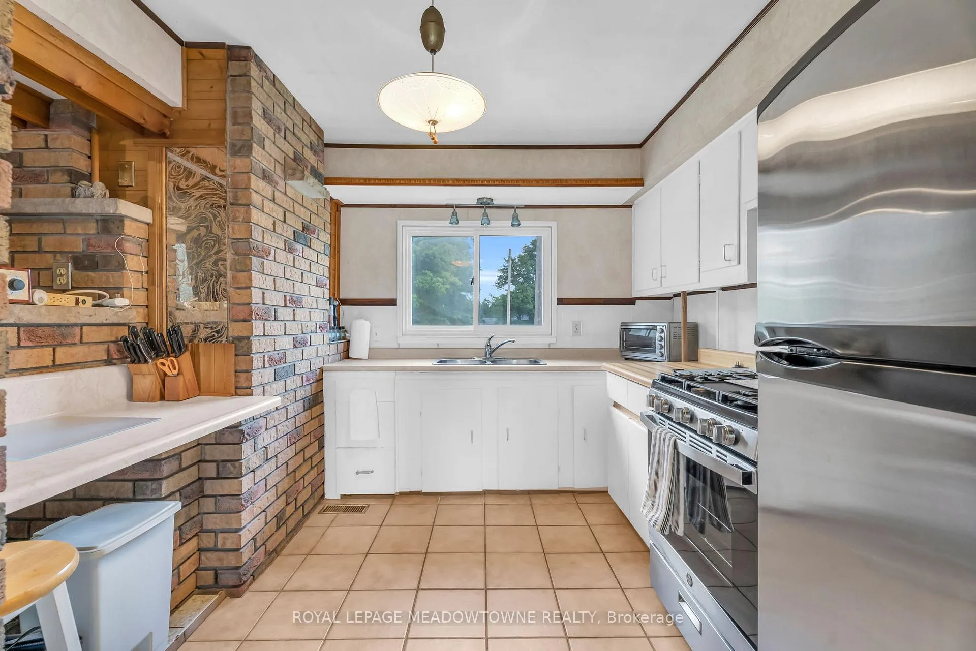 Photo 18 of 9483 Wellington Rd 124, Erin, Rural Erin — HOMEH