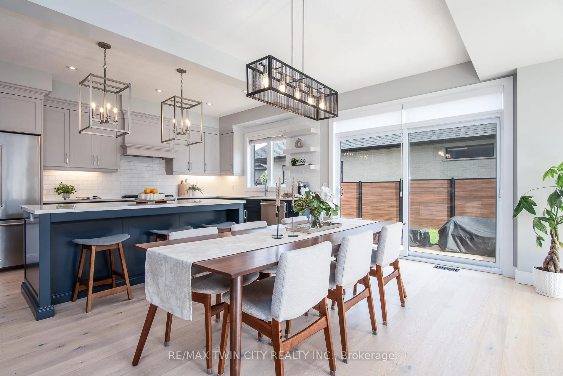 Photo 13 of 11 Galena Street, Wellesley — HOMEH