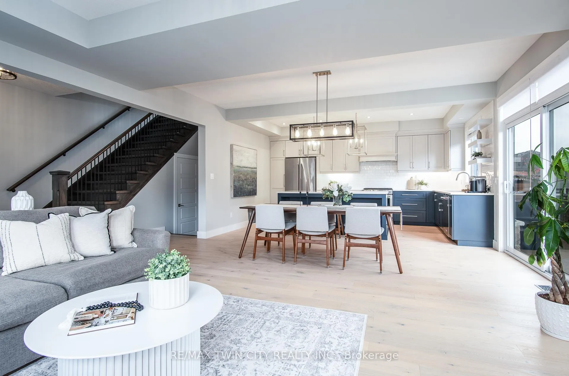 Photo 15 of 11 Galena Street, Wellesley — HOMEH