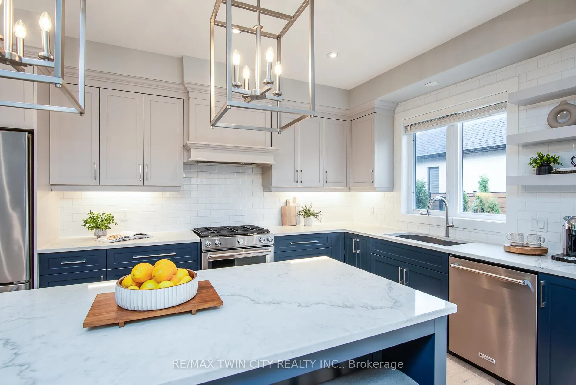 Photo 23 of 11 Galena Street, Wellesley — HOMEH