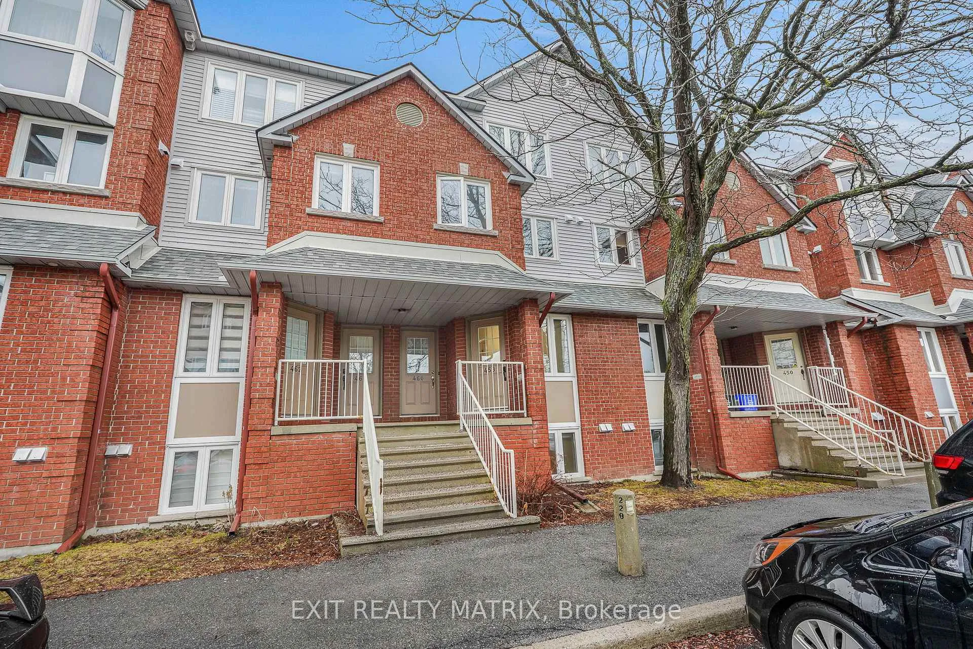 Photo 1 of Unit 20, 458 Briston Private, Ottawa, Hunt Club Park — HOMEH