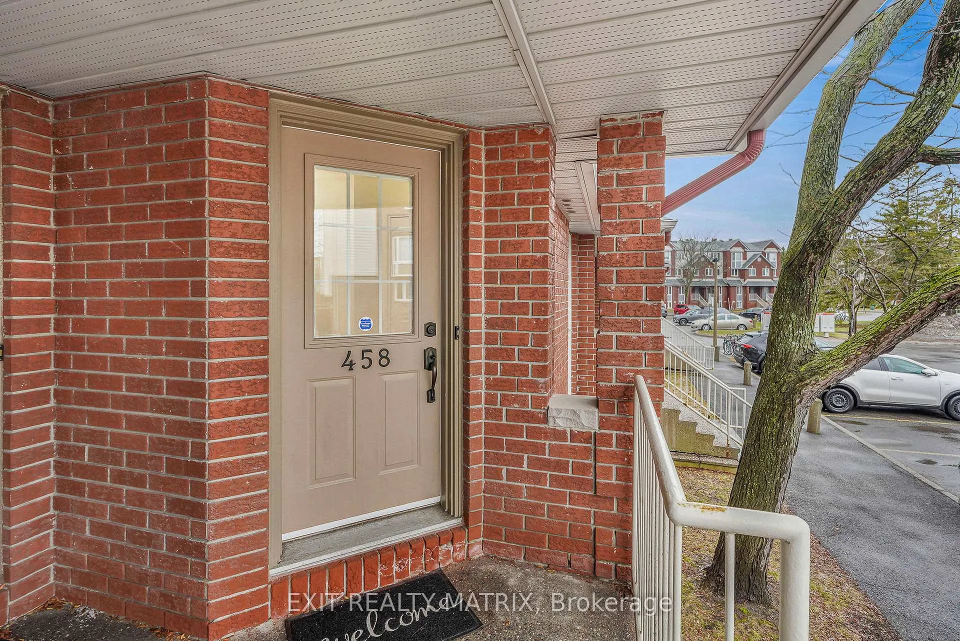 Photo 2 of Unit 20, 458 Briston Private, Ottawa, Hunt Club Park — HOMEH