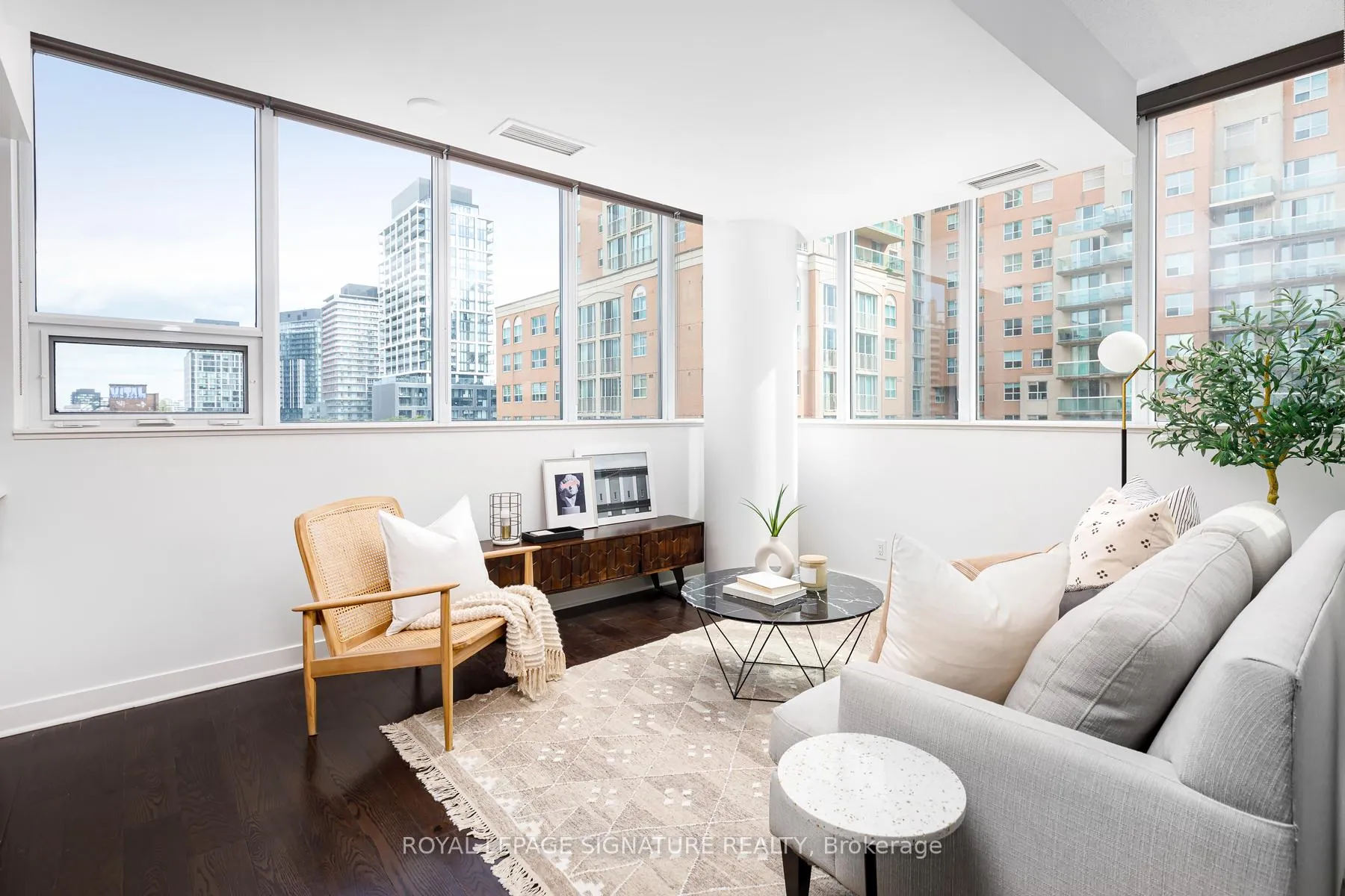 Photo 1 of Unit 603, 320 Richmond Street E, Toronto, Moss Park — HOMEH