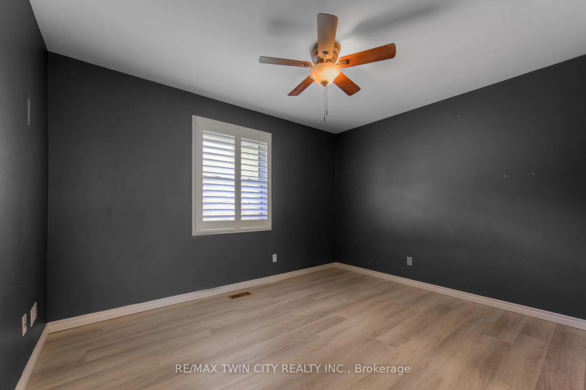 Photo 22 of 18 Gilston Parkway, Brant, Paris — HOMEH