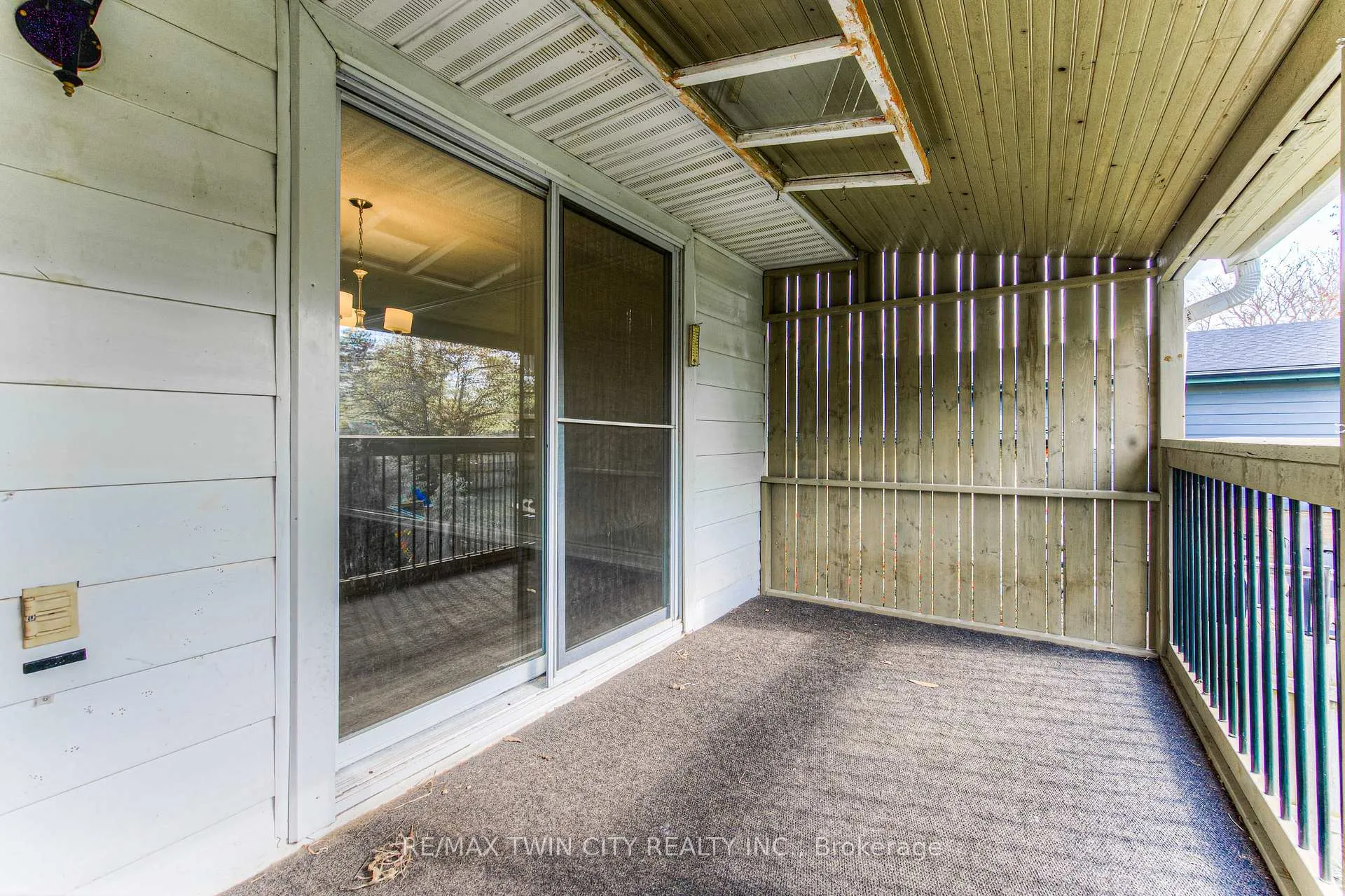 Photo 33 of 18 Gilston Parkway, Brant, Paris — HOMEH