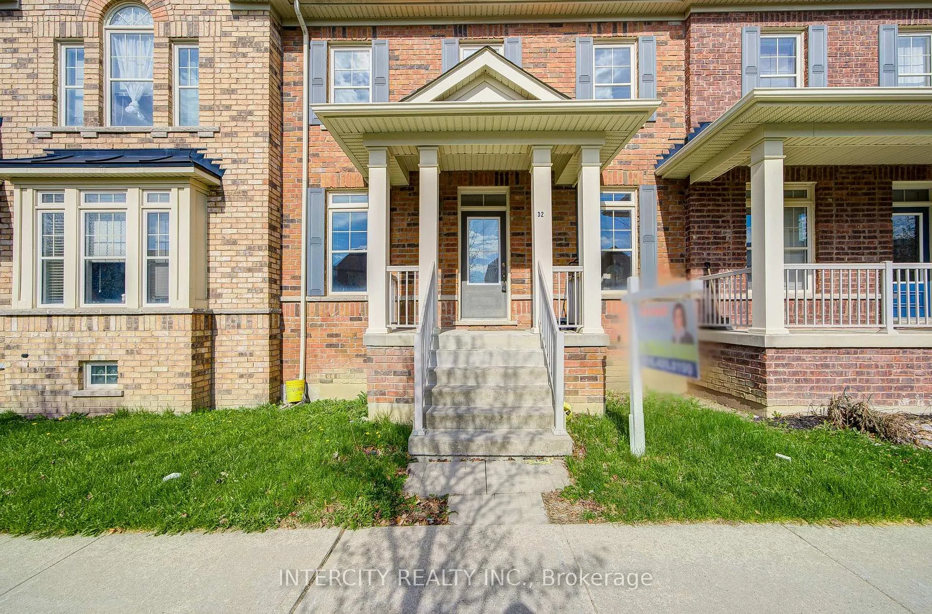 Photo 5 of 32 Ivory Silk Drive, Markham, Cathedraltown — HOMEH