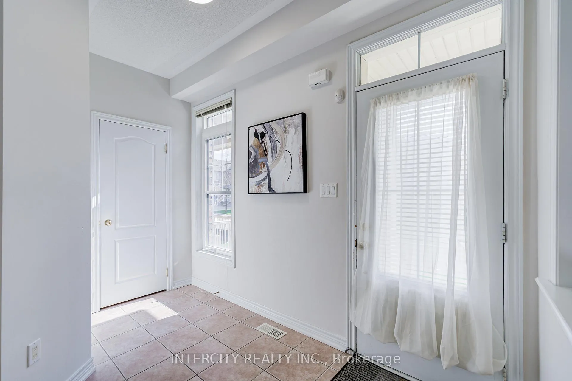 Photo 7 of 32 Ivory Silk Drive, Markham, Cathedraltown — HOMEH