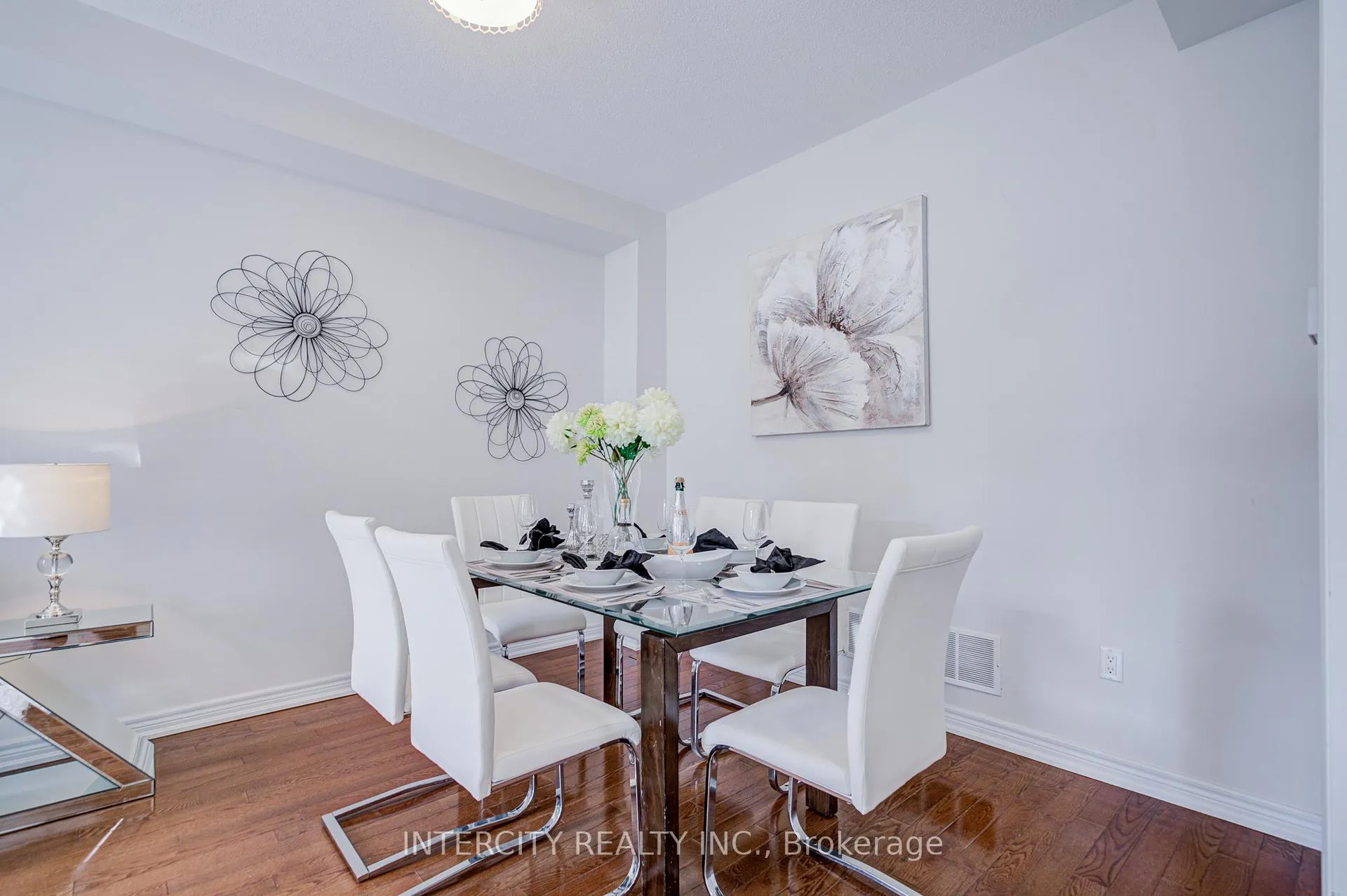 Photo 14 of 32 Ivory Silk Drive, Markham, Cathedraltown — HOMEH