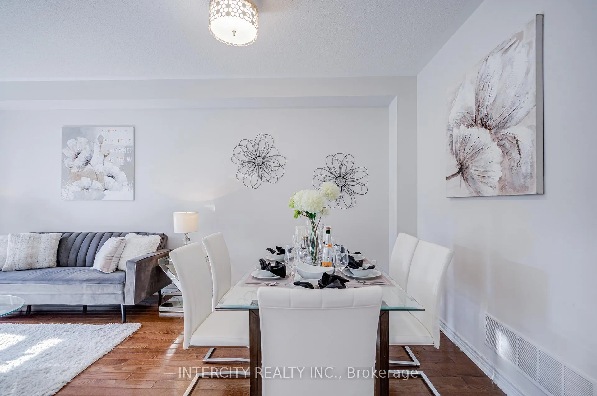 Photo 15 of 32 Ivory Silk Drive, Markham, Cathedraltown — HOMEH