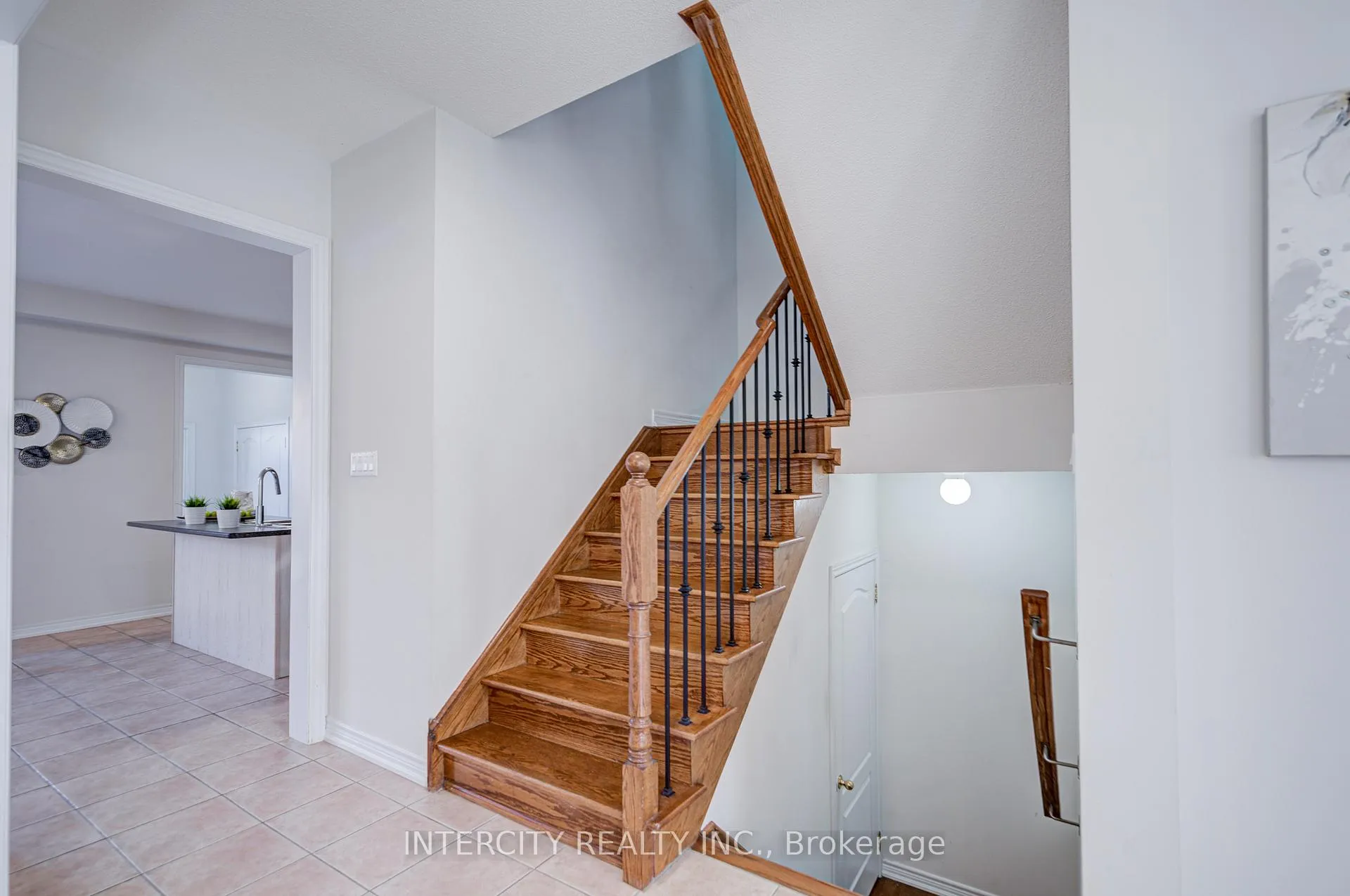 Photo 18 of 32 Ivory Silk Drive, Markham, Cathedraltown — HOMEH