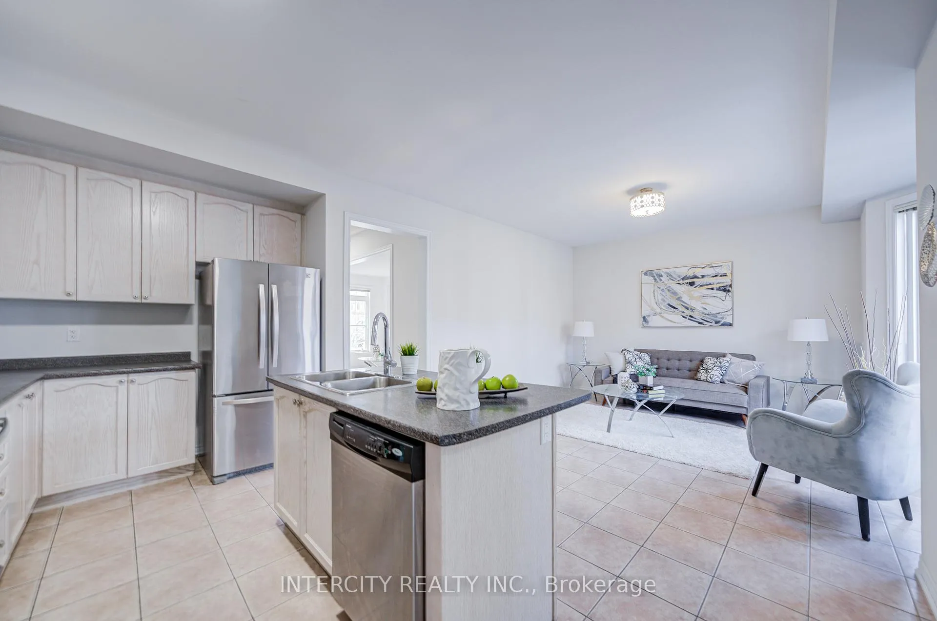 Photo 26 of 32 Ivory Silk Drive, Markham, Cathedraltown — HOMEH