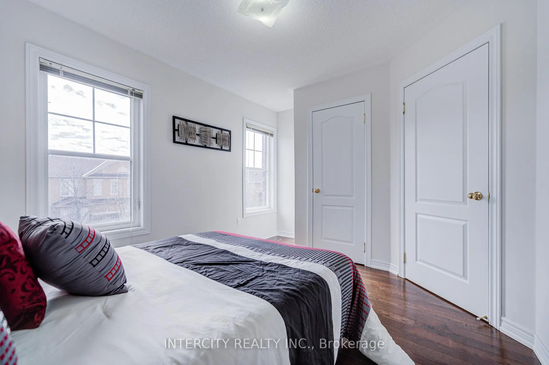 Photo 44 of 32 Ivory Silk Drive, Markham, Cathedraltown — HOMEH
